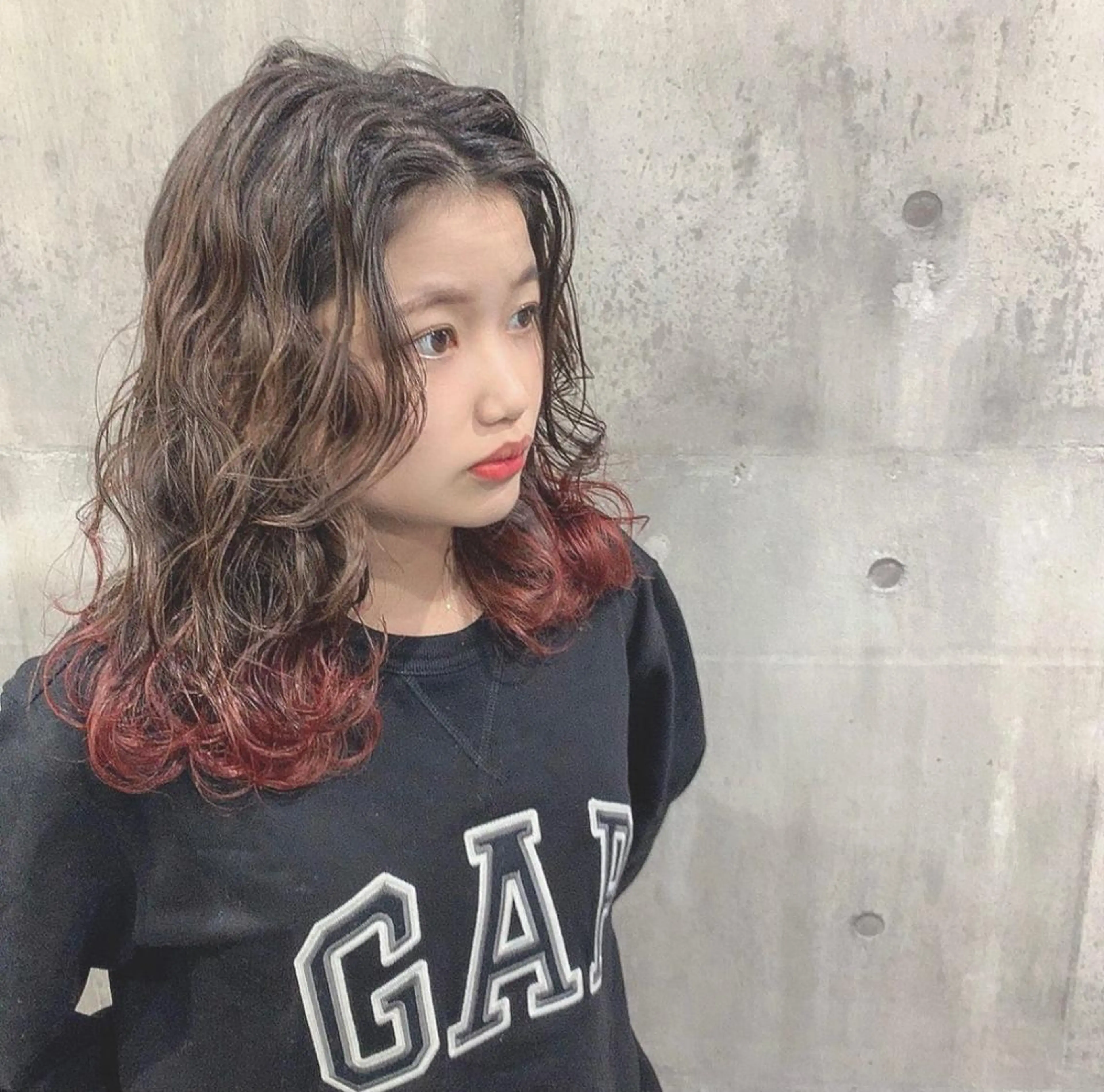 セミロング カラー KANA 駐車場ありお子様歓迎のマツエク・マツパデザイン