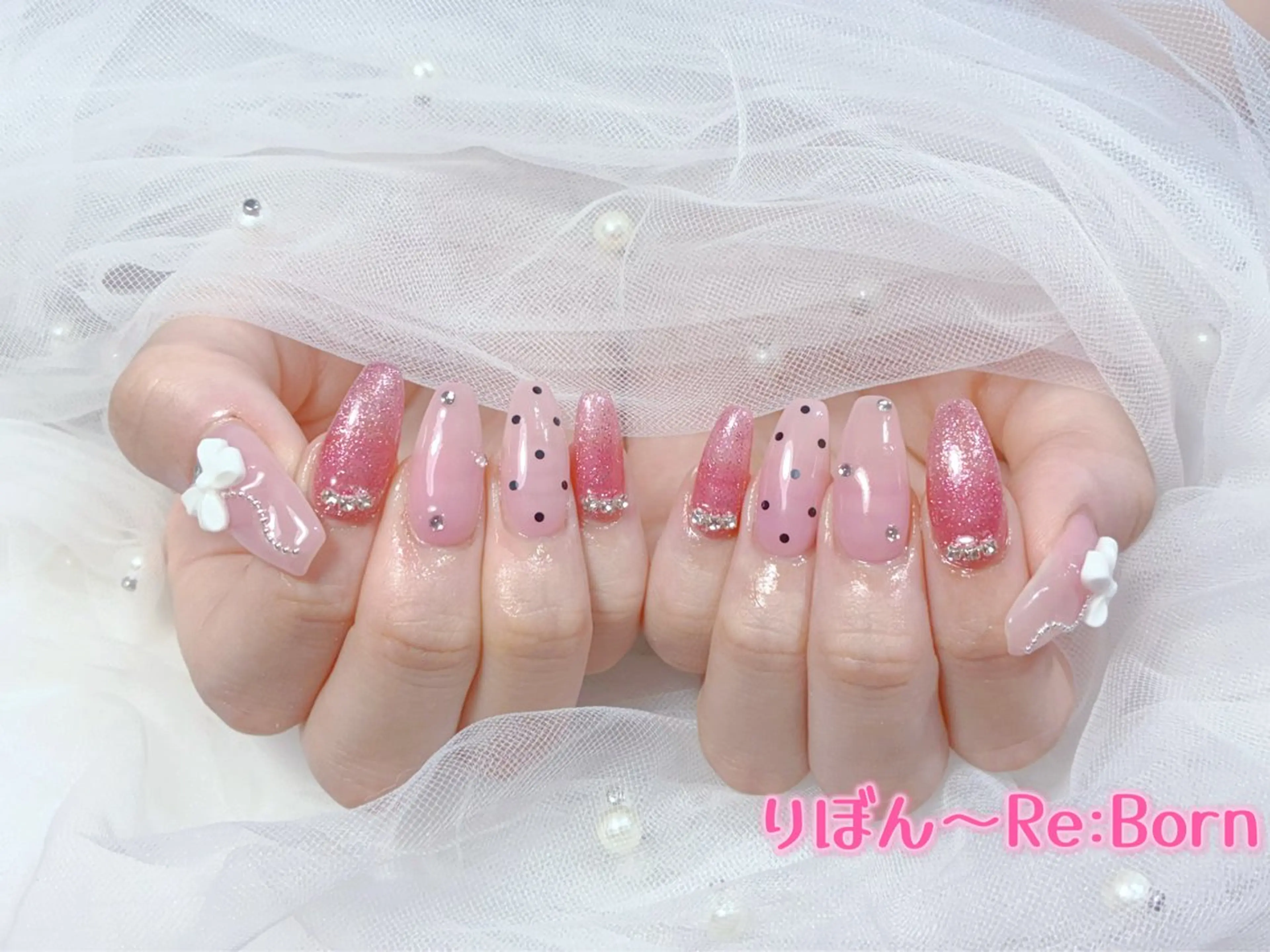 ミディアム ハンドネイル りぼん Re:Bonrのネイルデザイン
