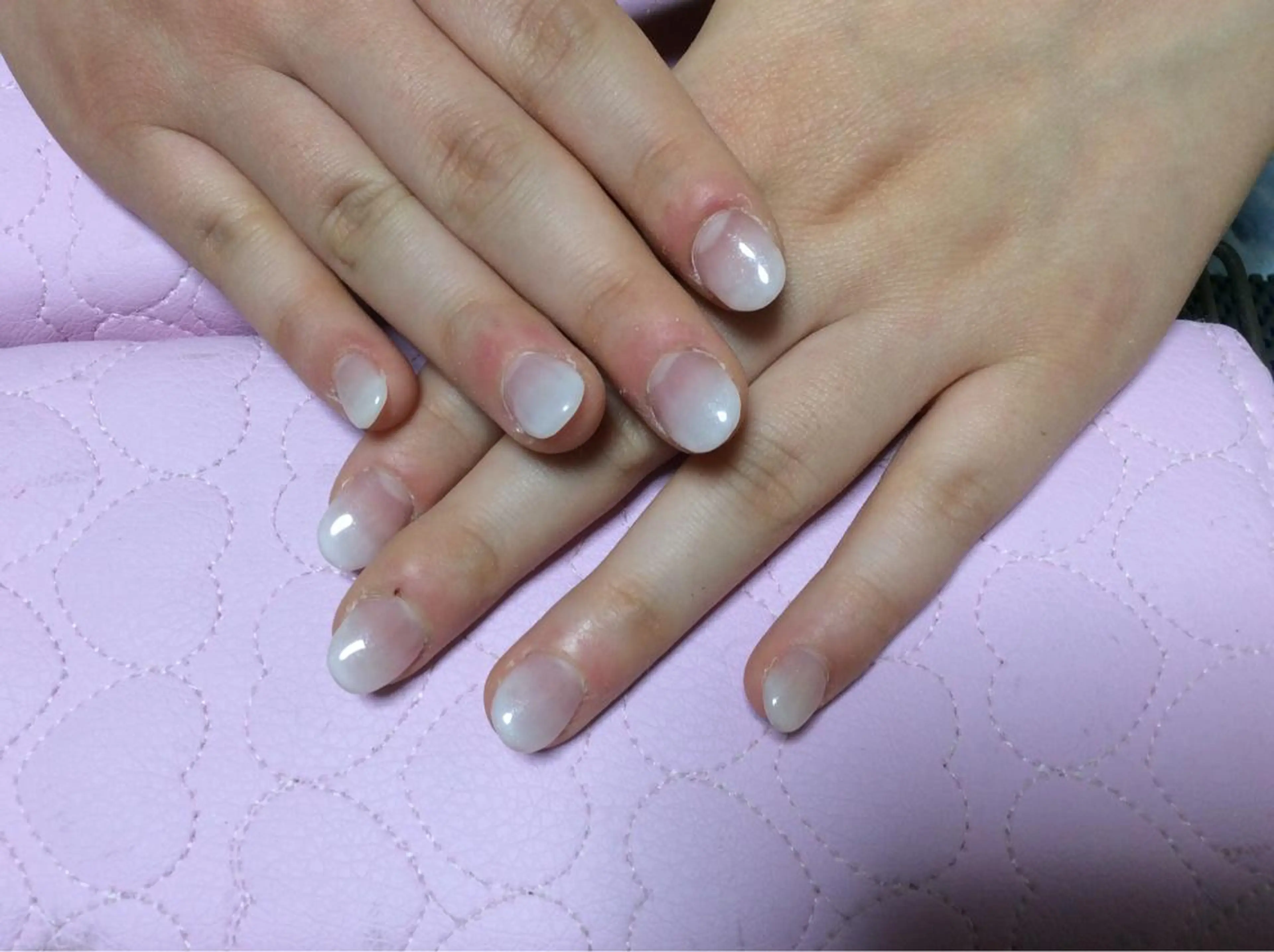 ネイル フラワー ムーンのネイルデザイン