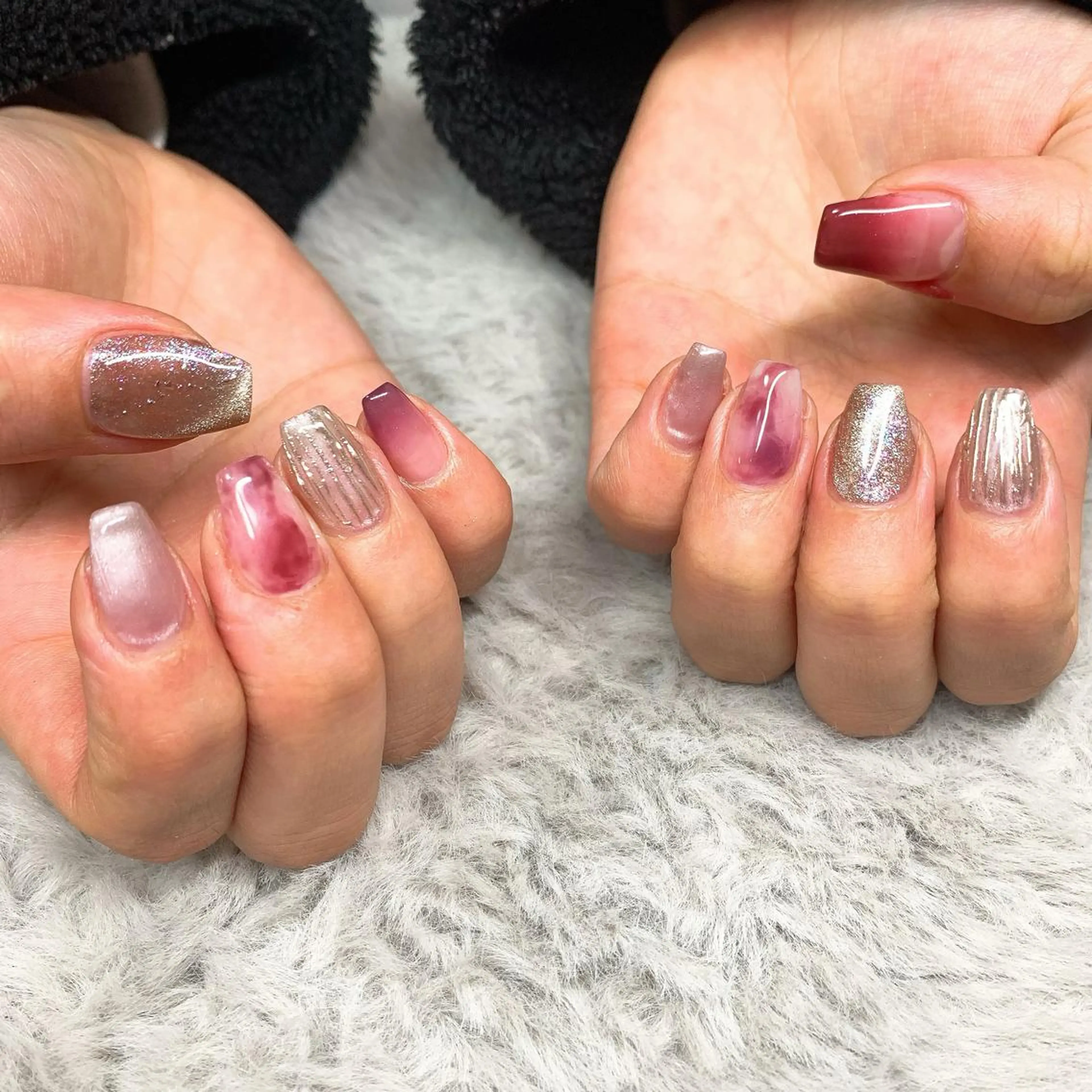 ネイル アートネイル ジェルネイル ミラーネイル ニュアンスネイル vivi nailのネイルデザイン