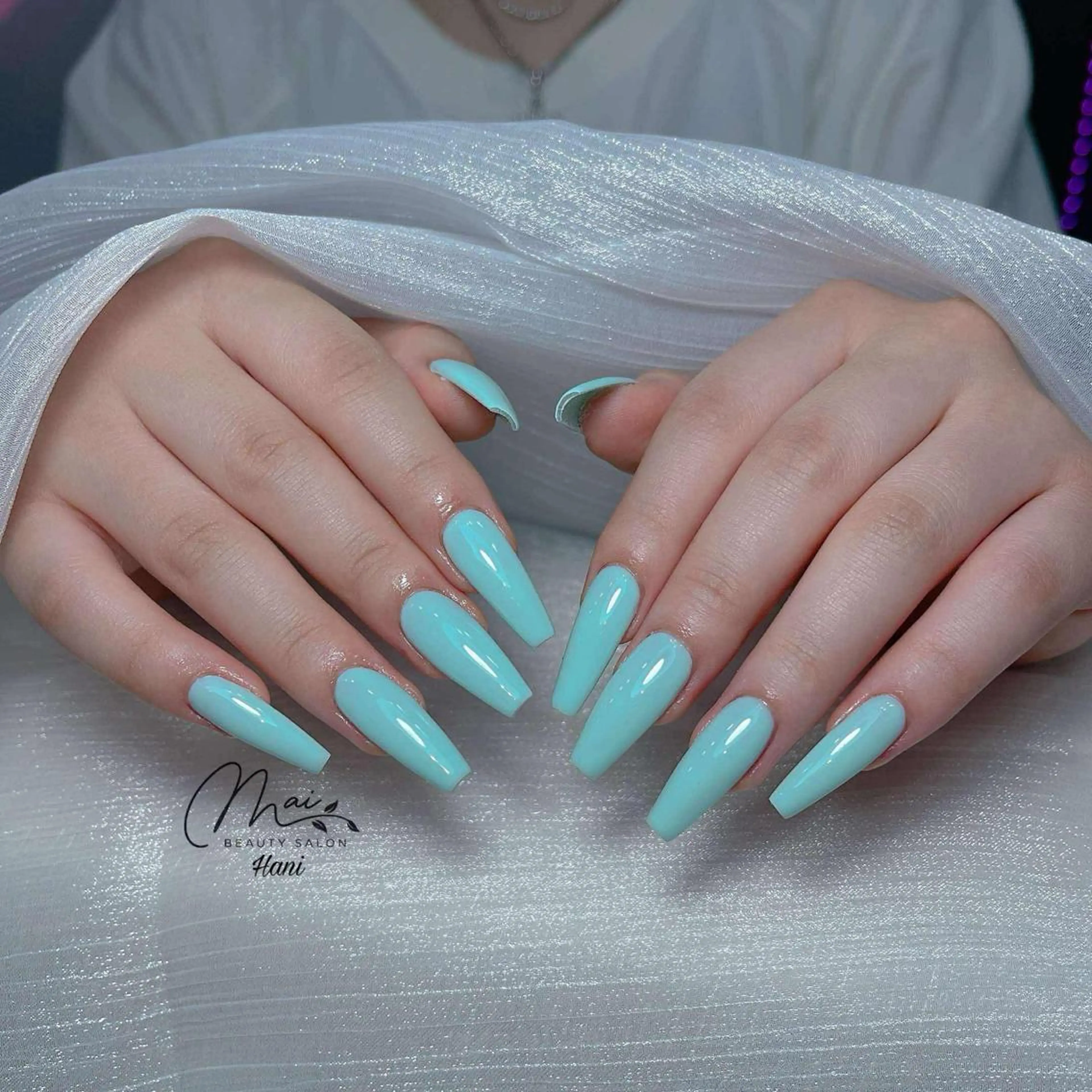 ネイル オーロラネイル チークネイル 長さ出し フラッシュネイル フットネイル MaiBeauty Niのネイルデザイン
