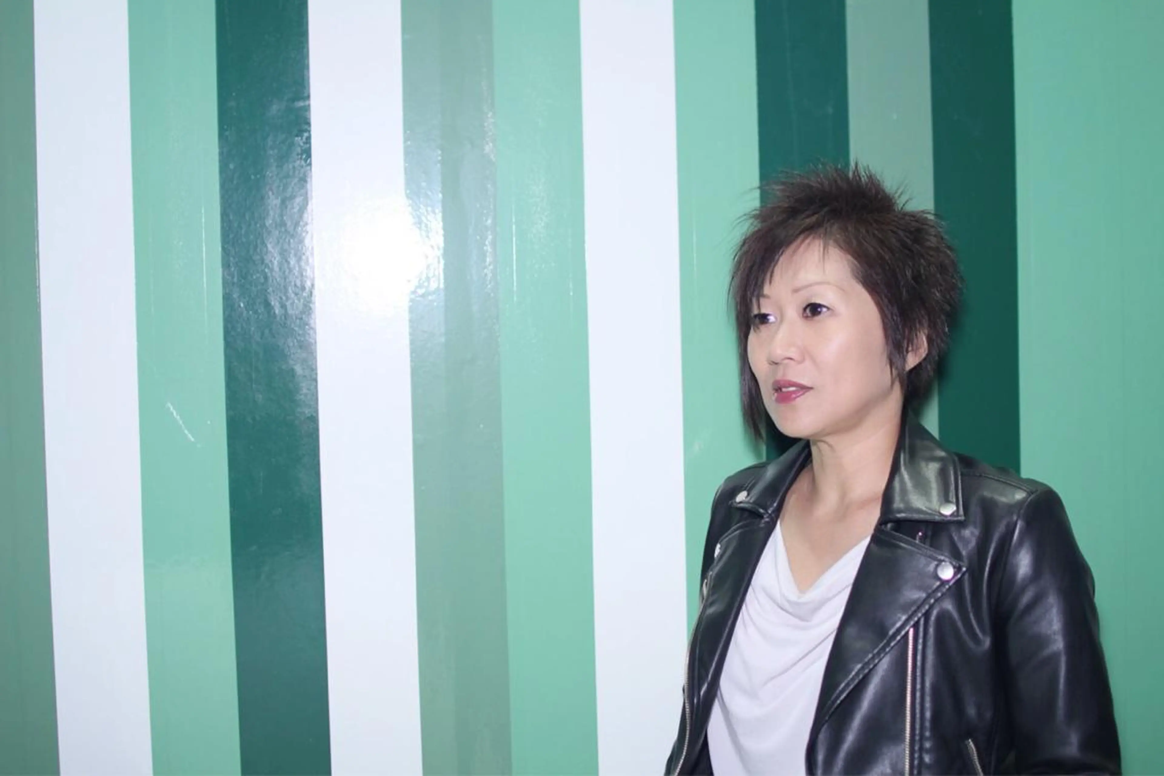 ショート カラー 平松 千枝のヘアスタイル