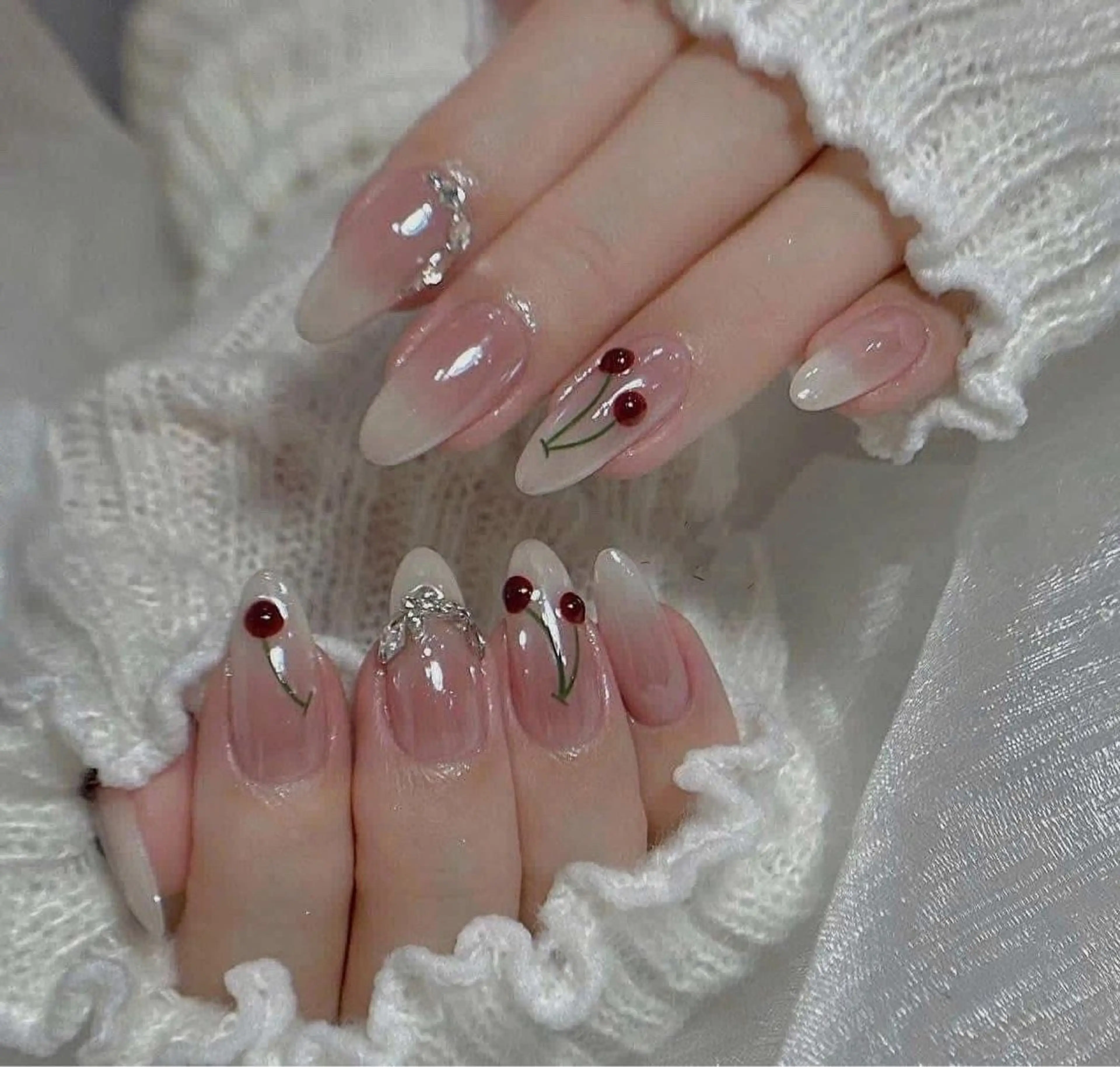ネイル HIN NAILのネイルデザイン