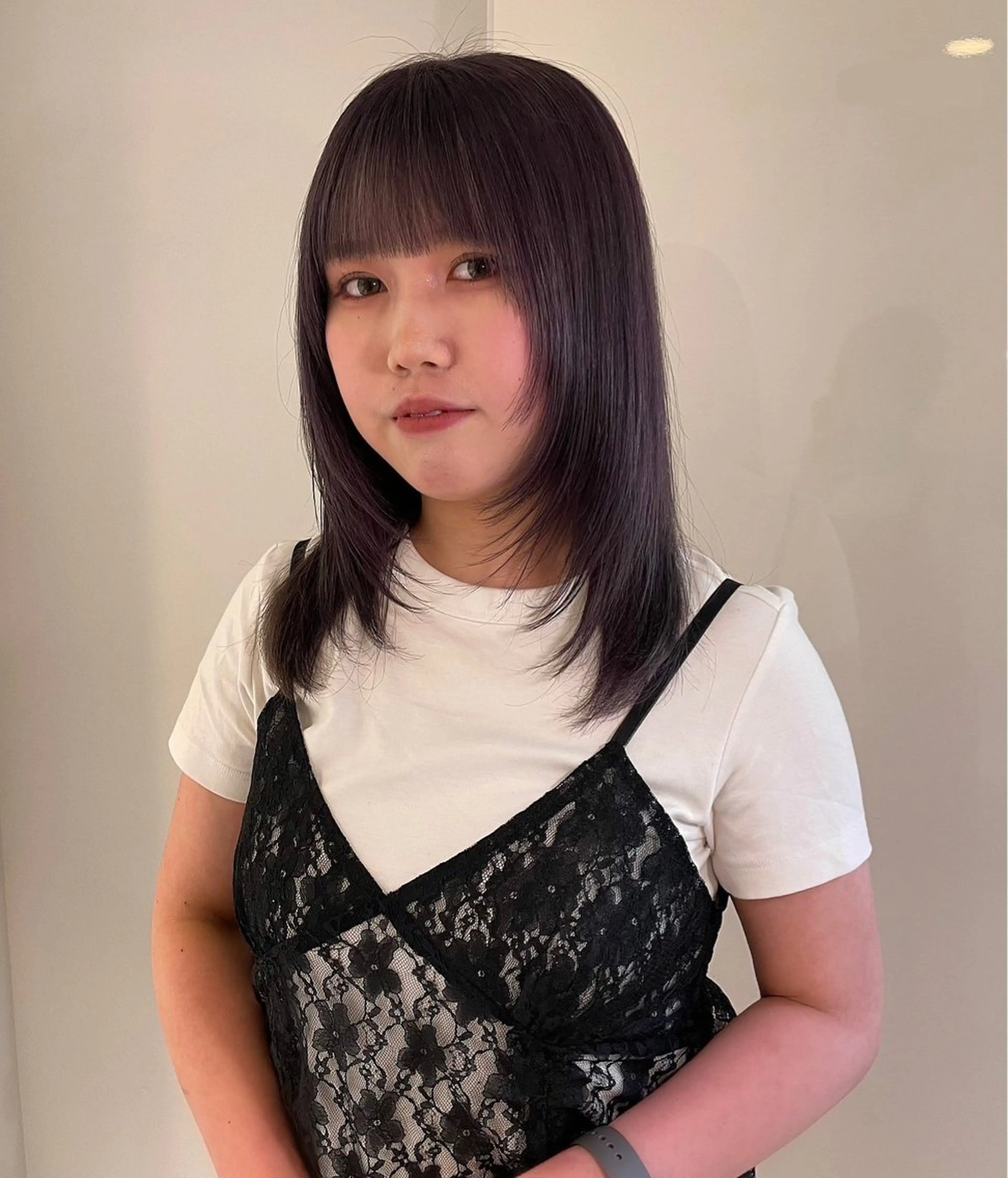 セミロング カラー ナチュラル/似合わせ /ベージュ/齋藤朱夏のヘアスタイル