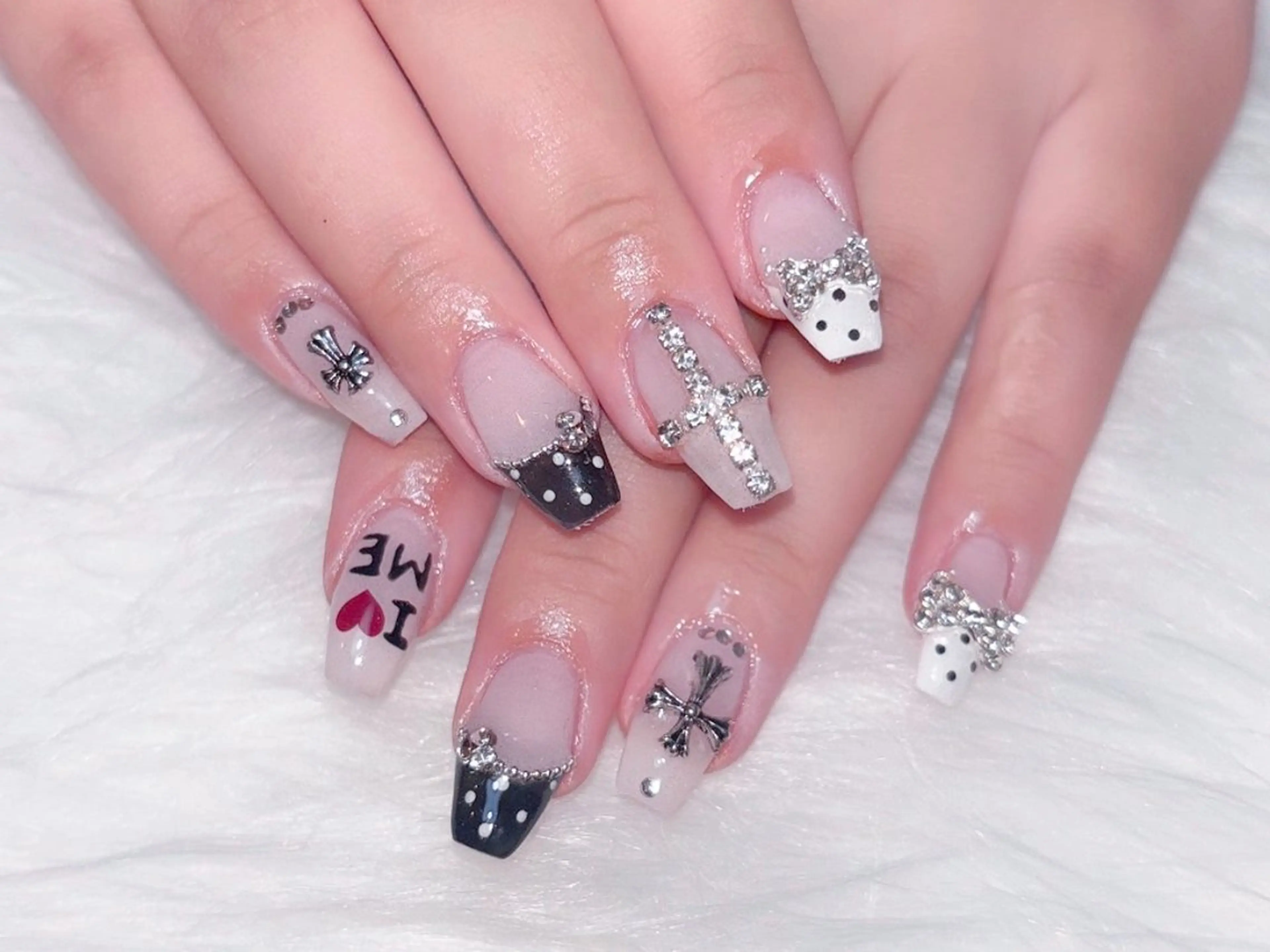 ネイル ネイルサロン Easenのネイルデザイン