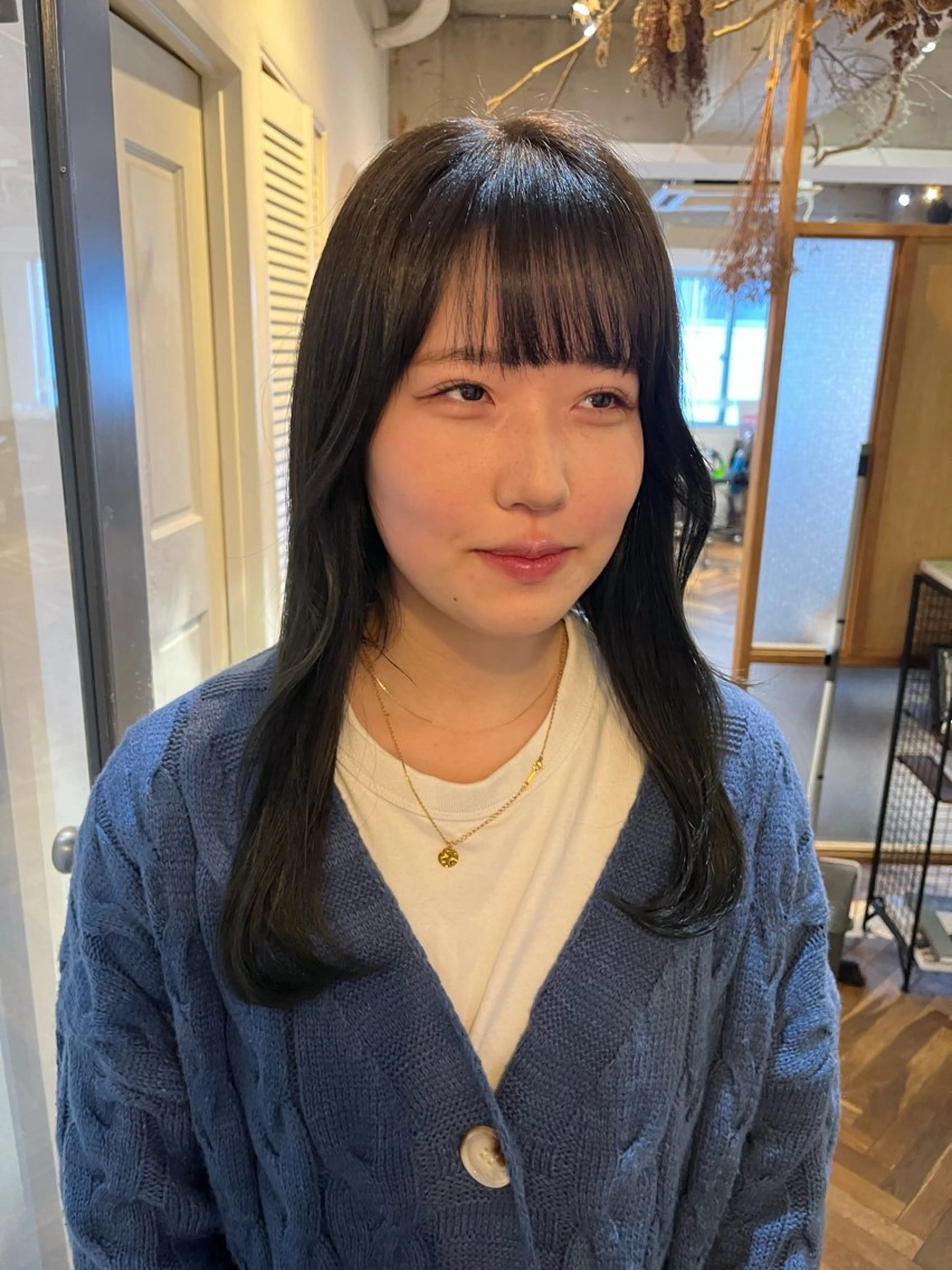 セミロング カラー sora / 渋谷 / ハイトーンのヘアスタイル