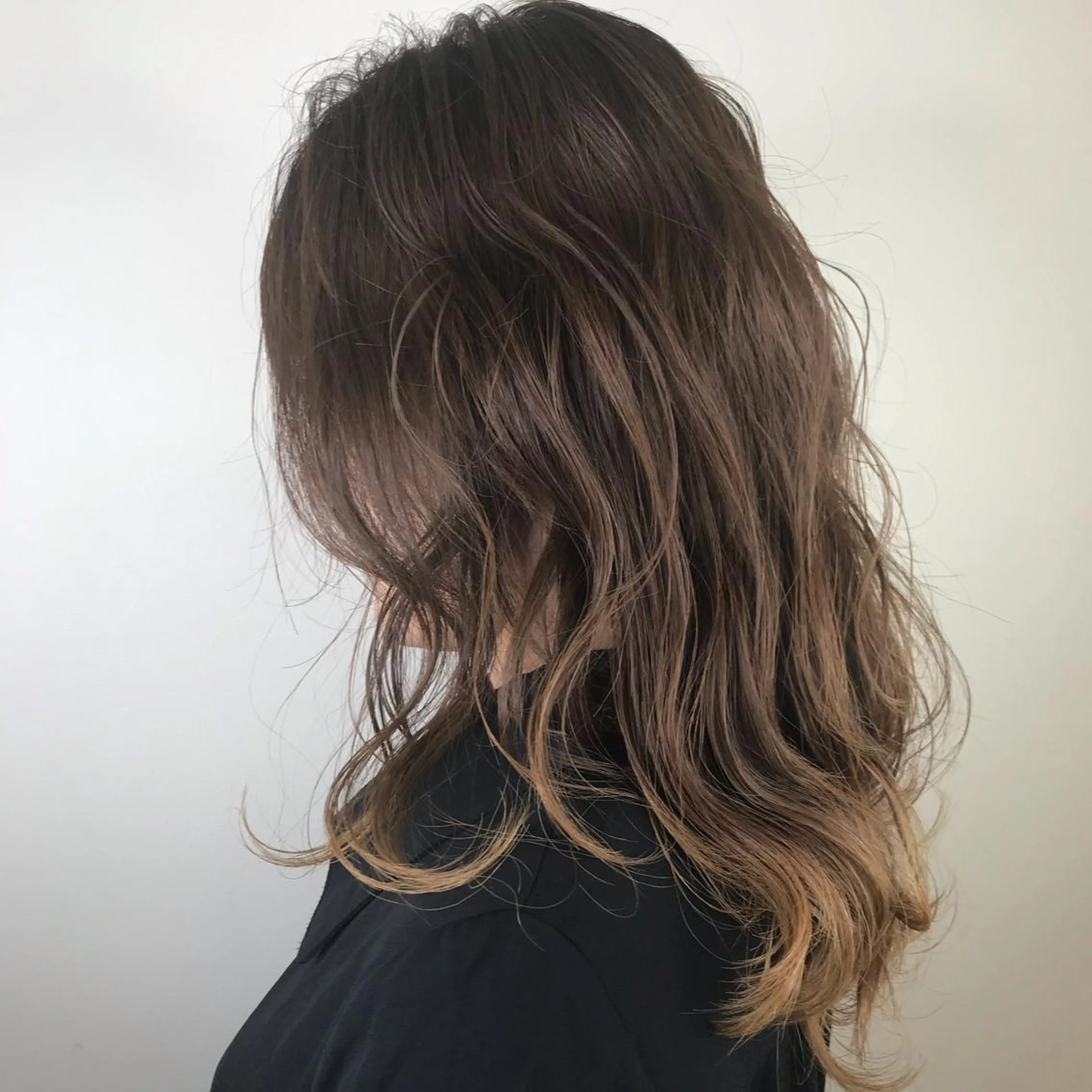 ミディアム カラー カット ヘアカラー トリートメント Lien 深井店のヘアスタイル