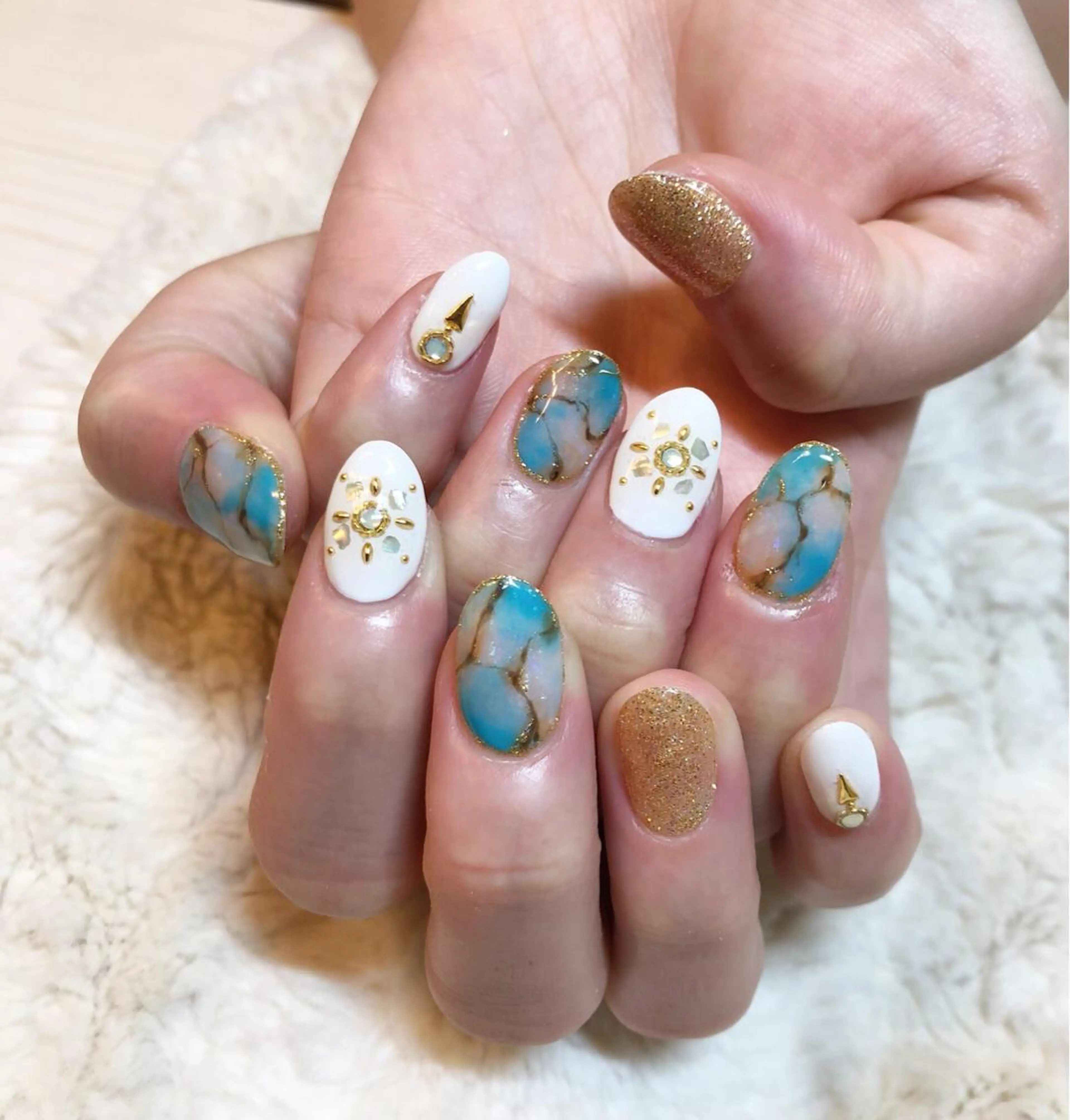 ネイル ジェルネイル 東 千夏のネイルデザイン