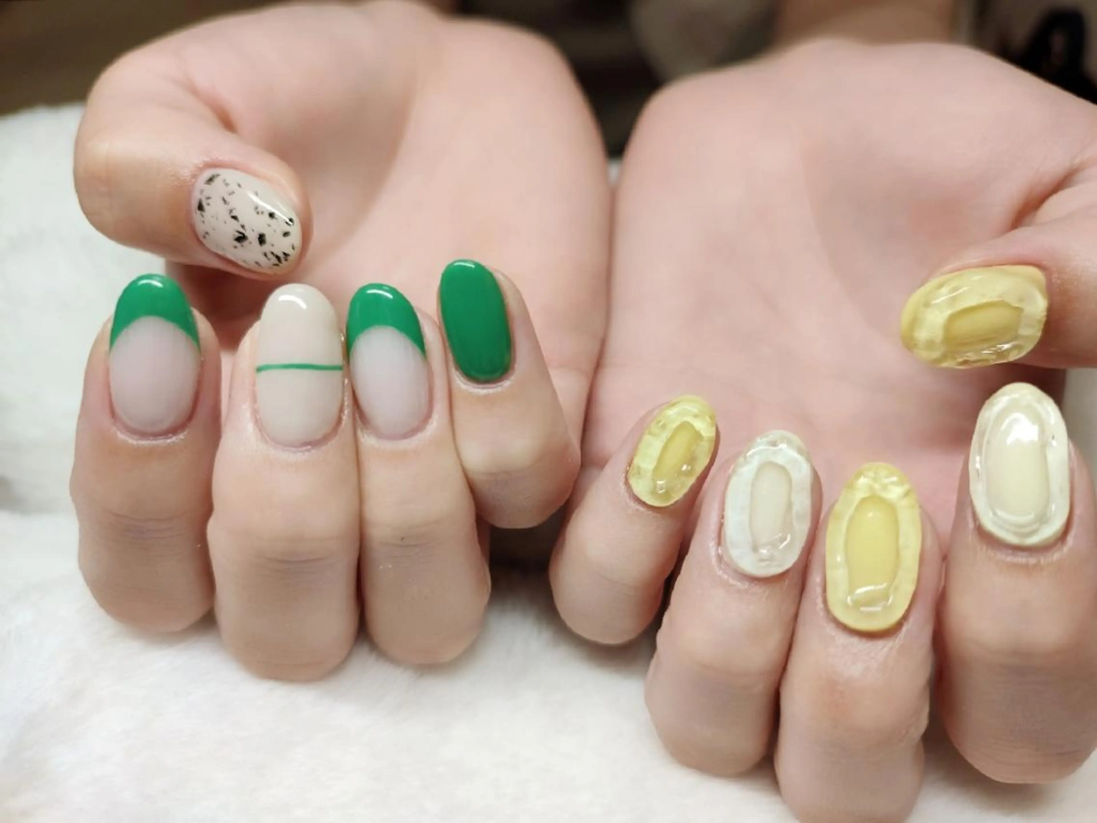 ネイル フレンチネイル ぷっくりネイル ハンドネイル RUNWAY 　　の眉毛・アイブロウイメージ