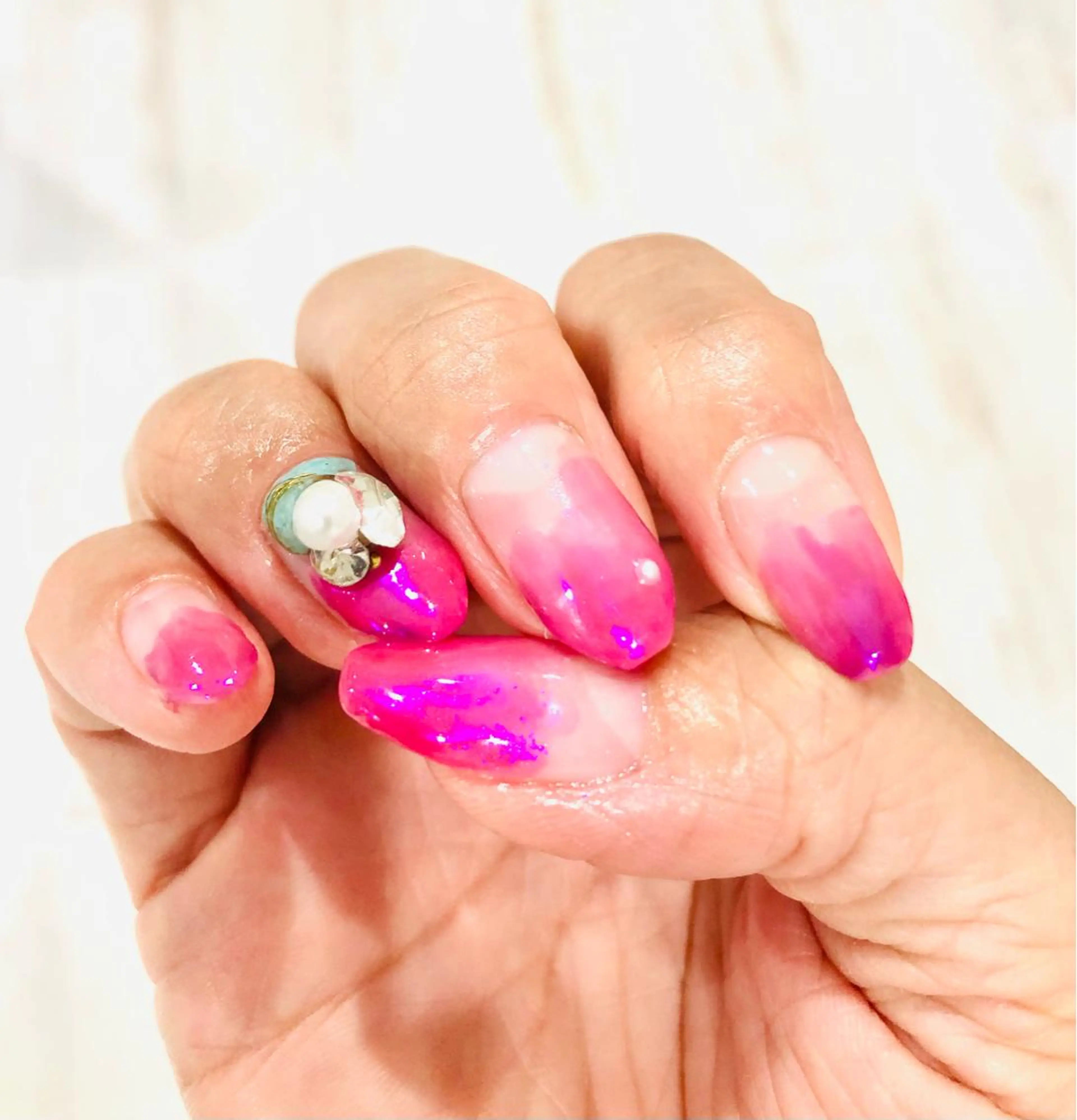 ネイル ニュアンスネイル H3 hitoのネイルデザイン