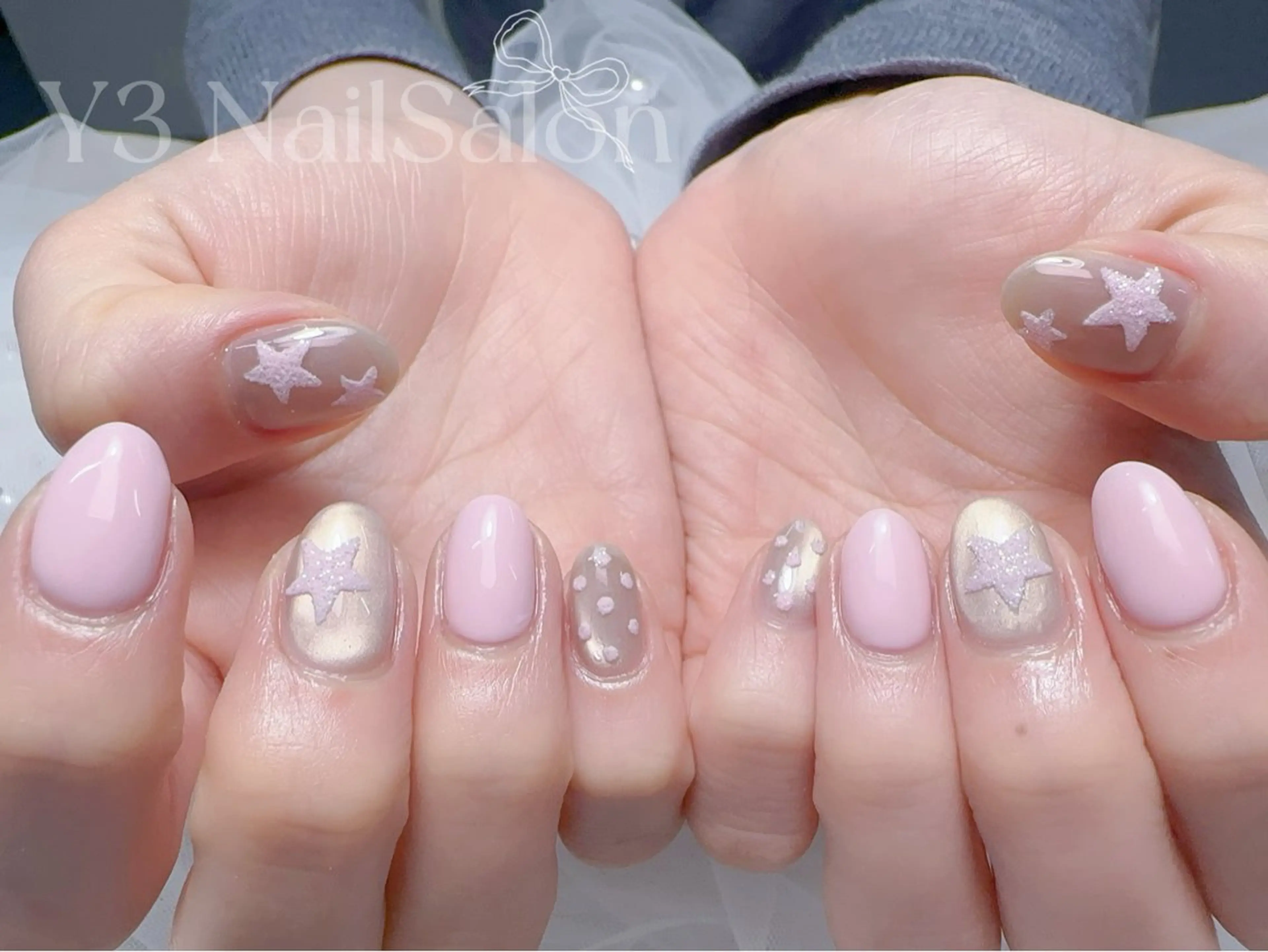 ネイル ドット マグネットネイル ピンク ハンドネイル Y3 Nail Salon所属・Y3 NailSalonのネイルデザイン