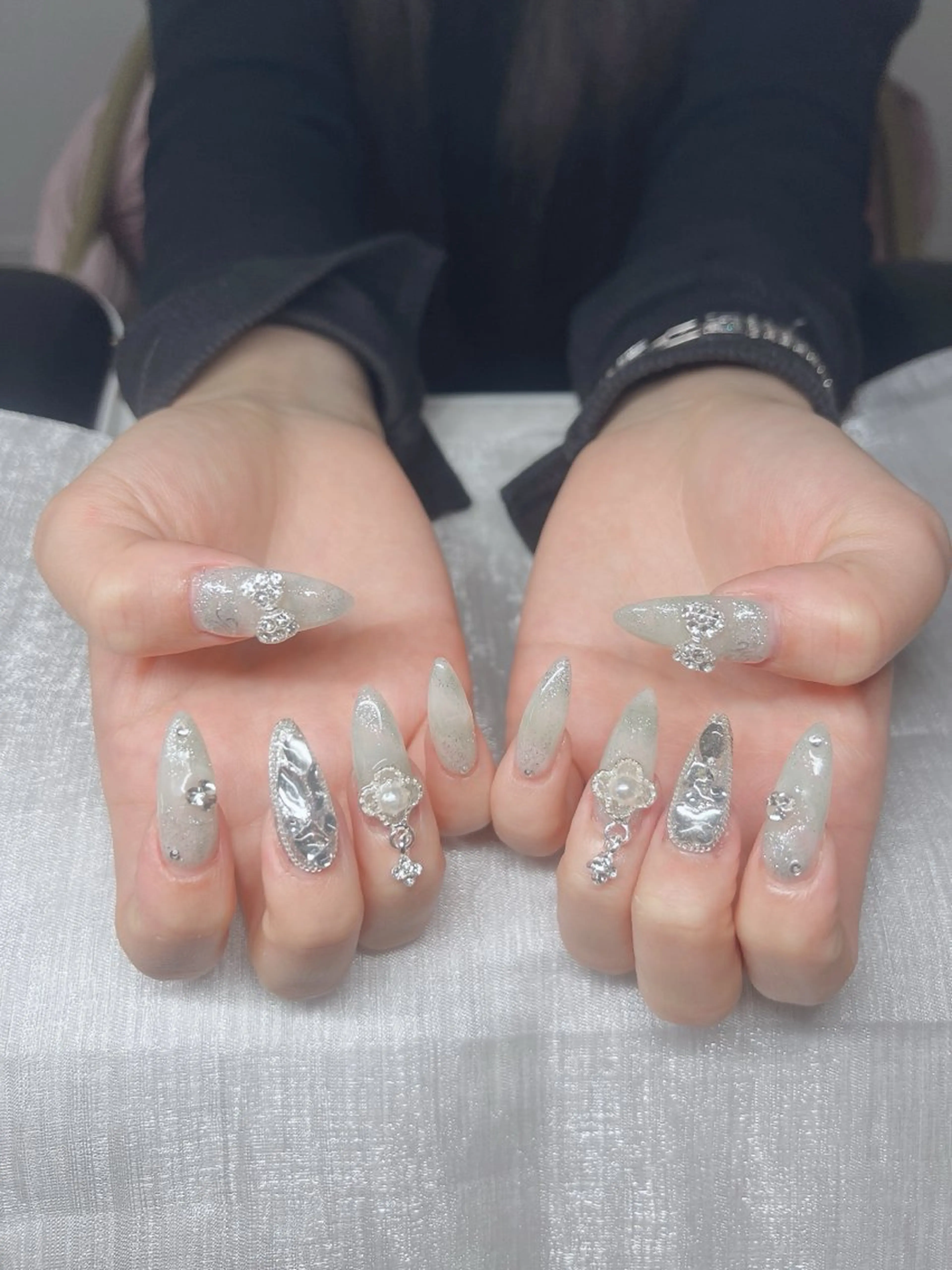 ネイル オーロラネイル チークネイル 長さ出し フットネイル フレンチネイル ハンドネイル Lee Nails チップ長さだし専門店のネイルデザイン