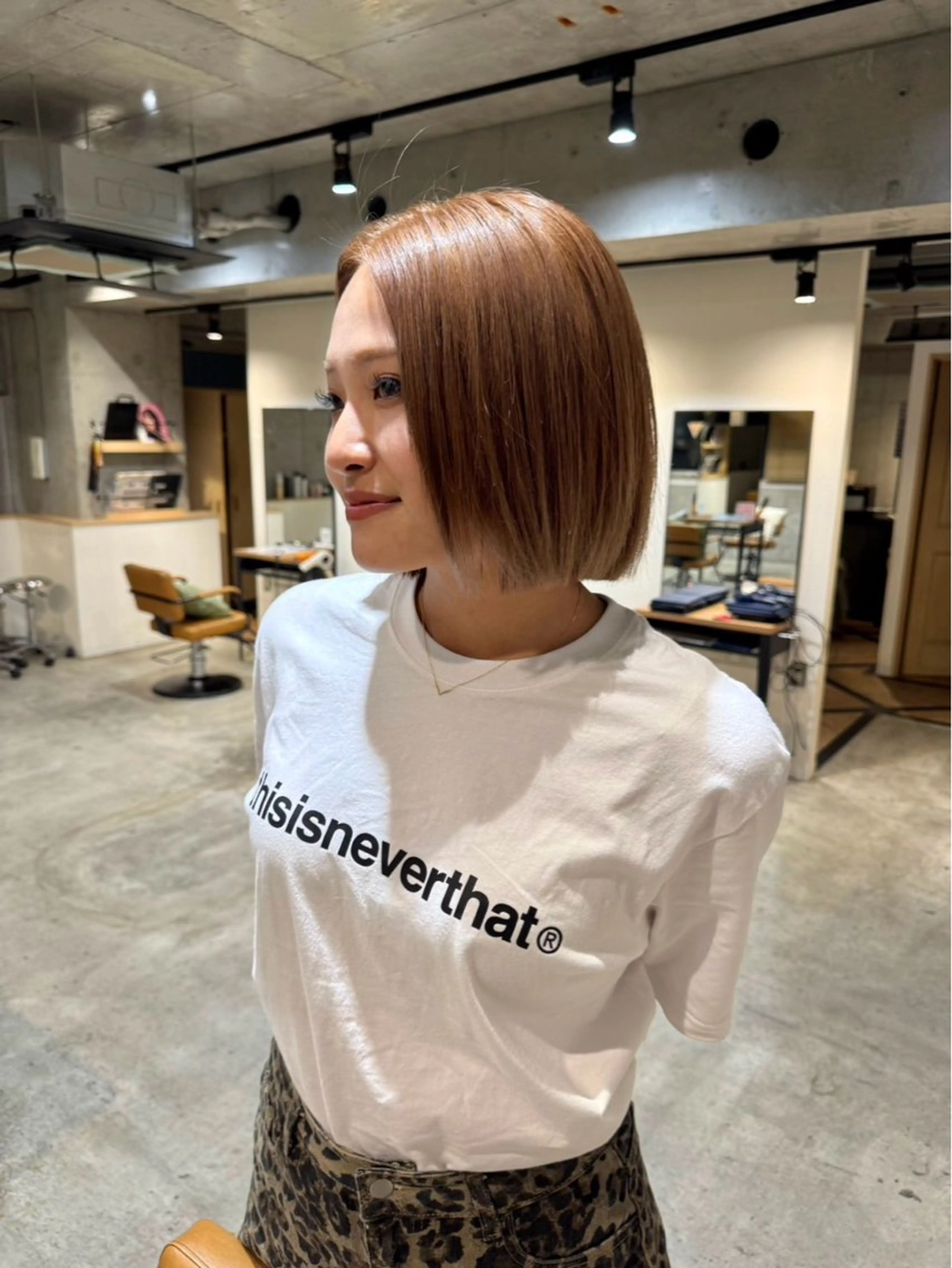 ミディアム カラー カット ヘアカラー 谷本虎太郎 レイヤー🌈ボブのヘアスタイル