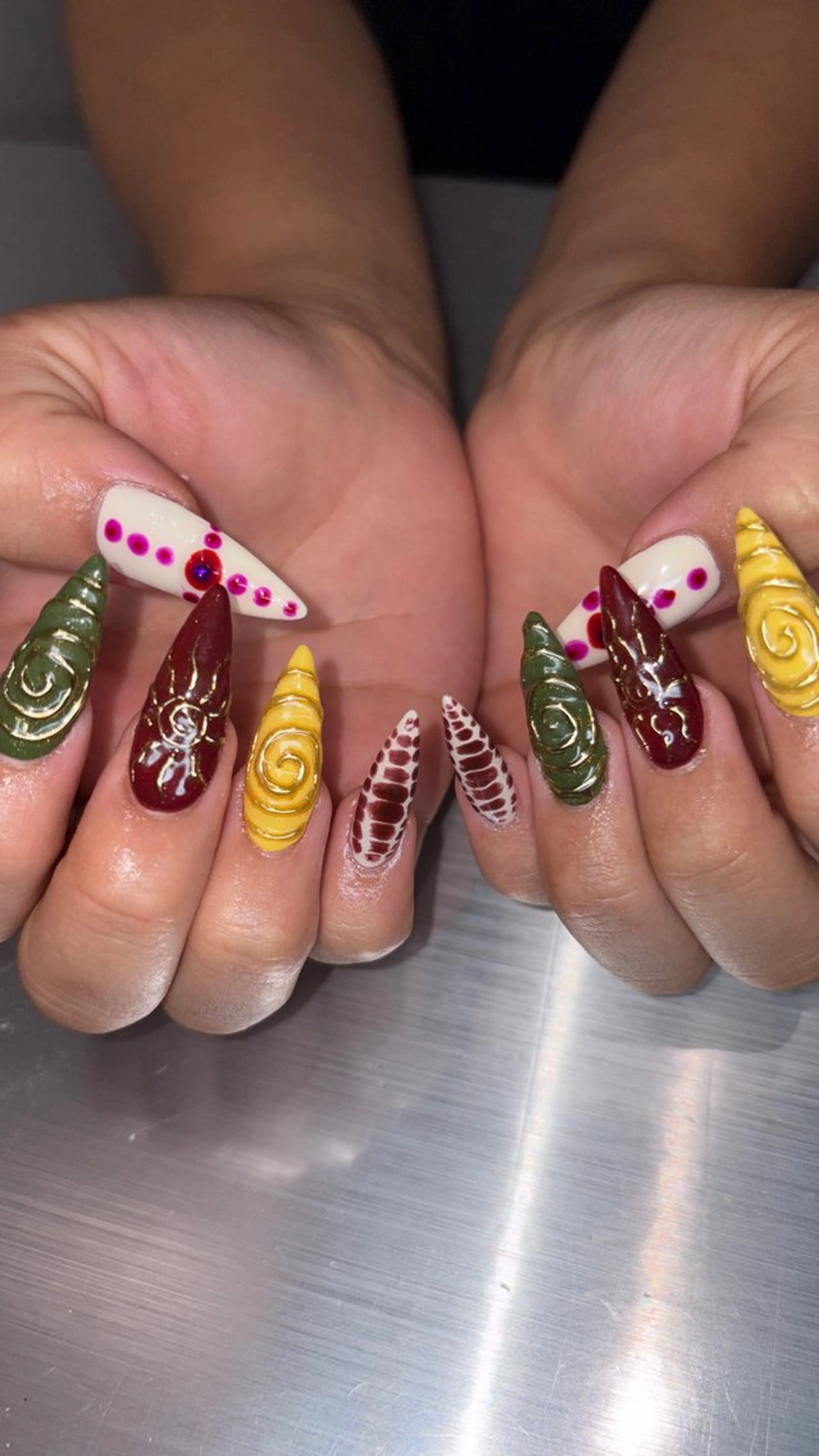 ネイル 🎶個性派ネイル💅 /Komachi❤️のネイルデザイン