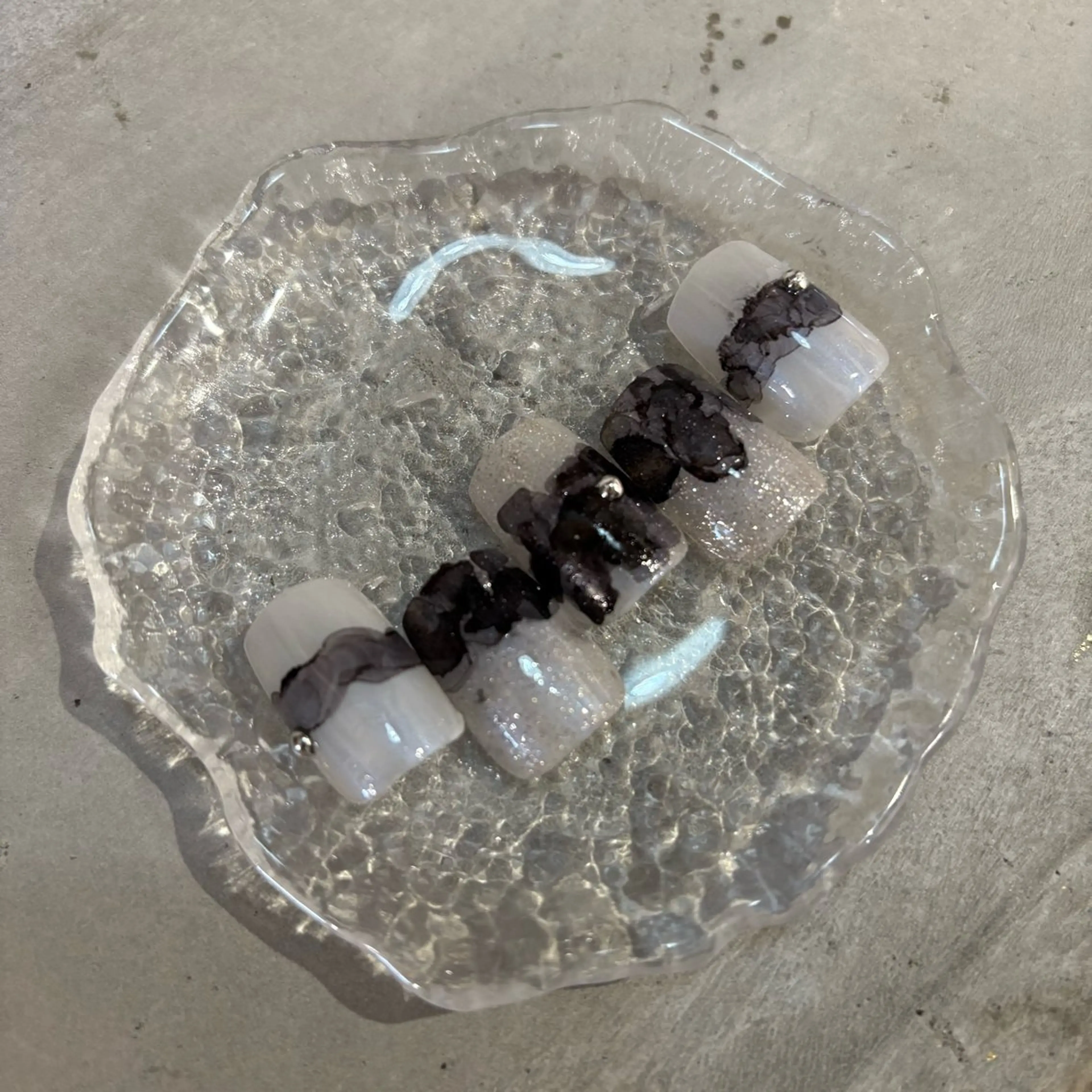 ネイル ニュアンスネイル ストーンネイル vante_aimi .パラジェル取扱店のネイルデザイン