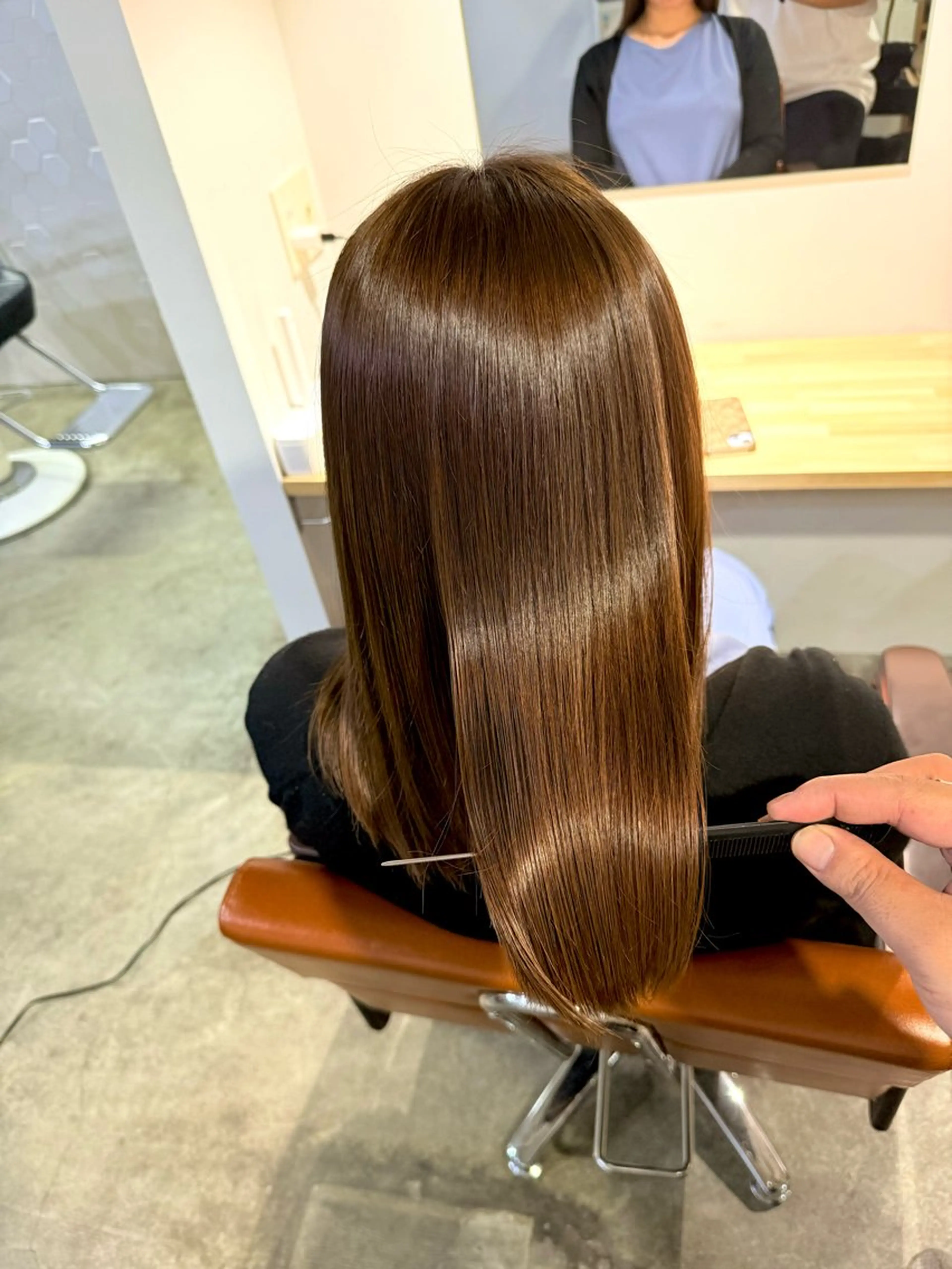 ロング GENIEE/堀江 髪質改善/ハイトーンのヘアスタイル