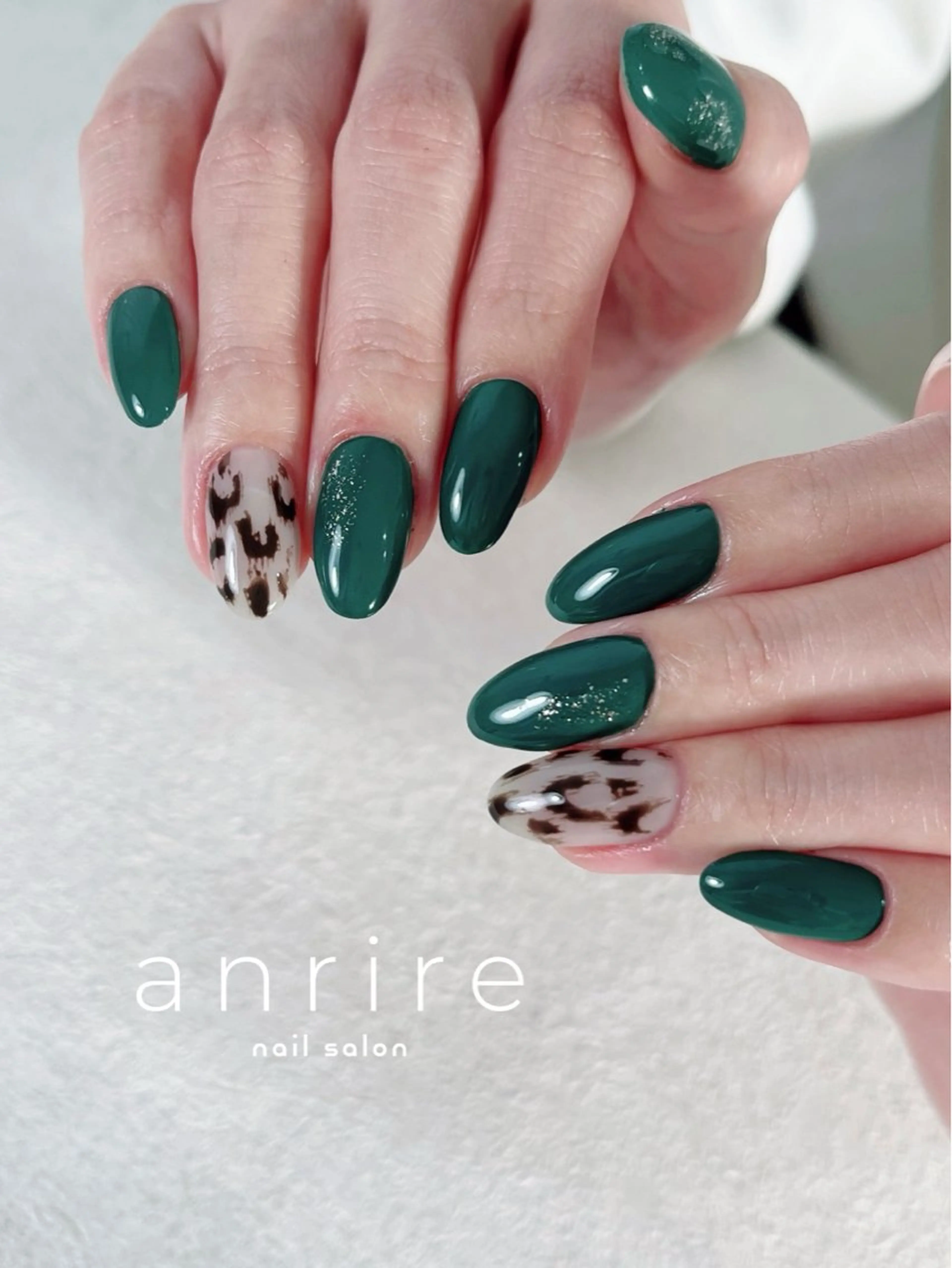 ネイル アニマル柄 ジェルネイル グリーン ラメ(グリッター) パラジェル ハンドネイル nailsalon anrireのネイルデザイン