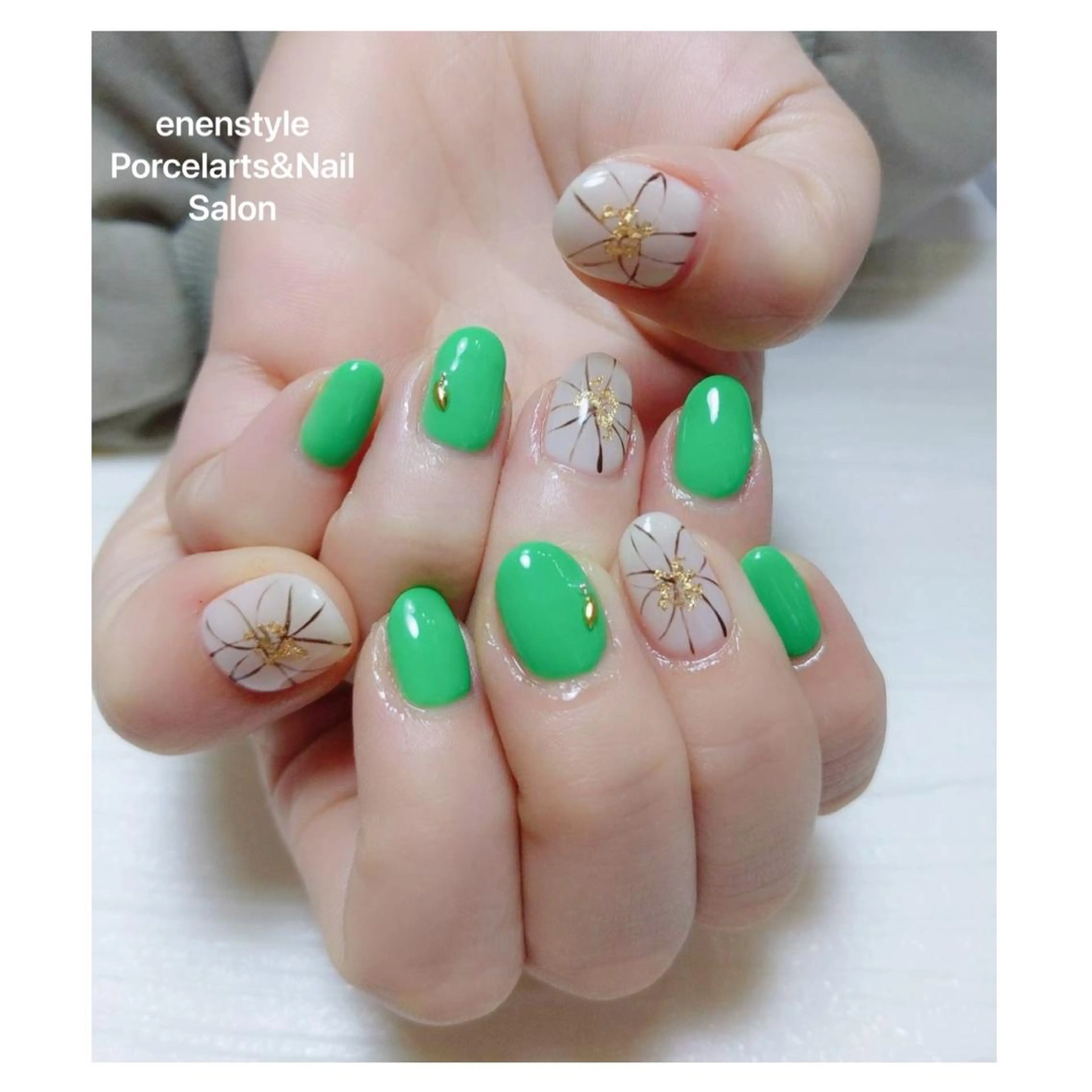 ミディアム ネイル ハンドネイル 👑enen style👑のネイルデザイン