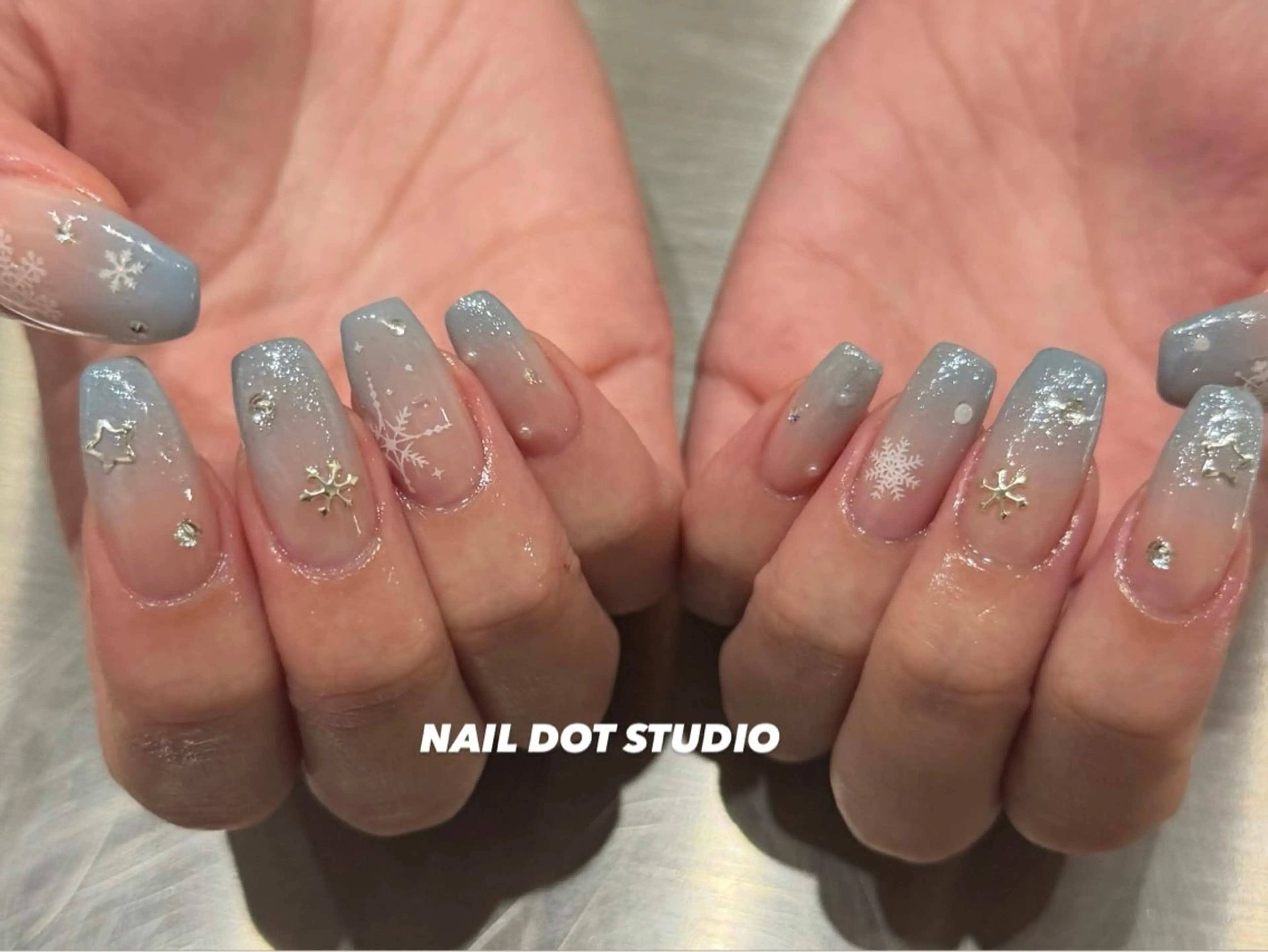 ネイル ハンドネイル NAILDOTSTU DIO SEINAのネイルデザイン