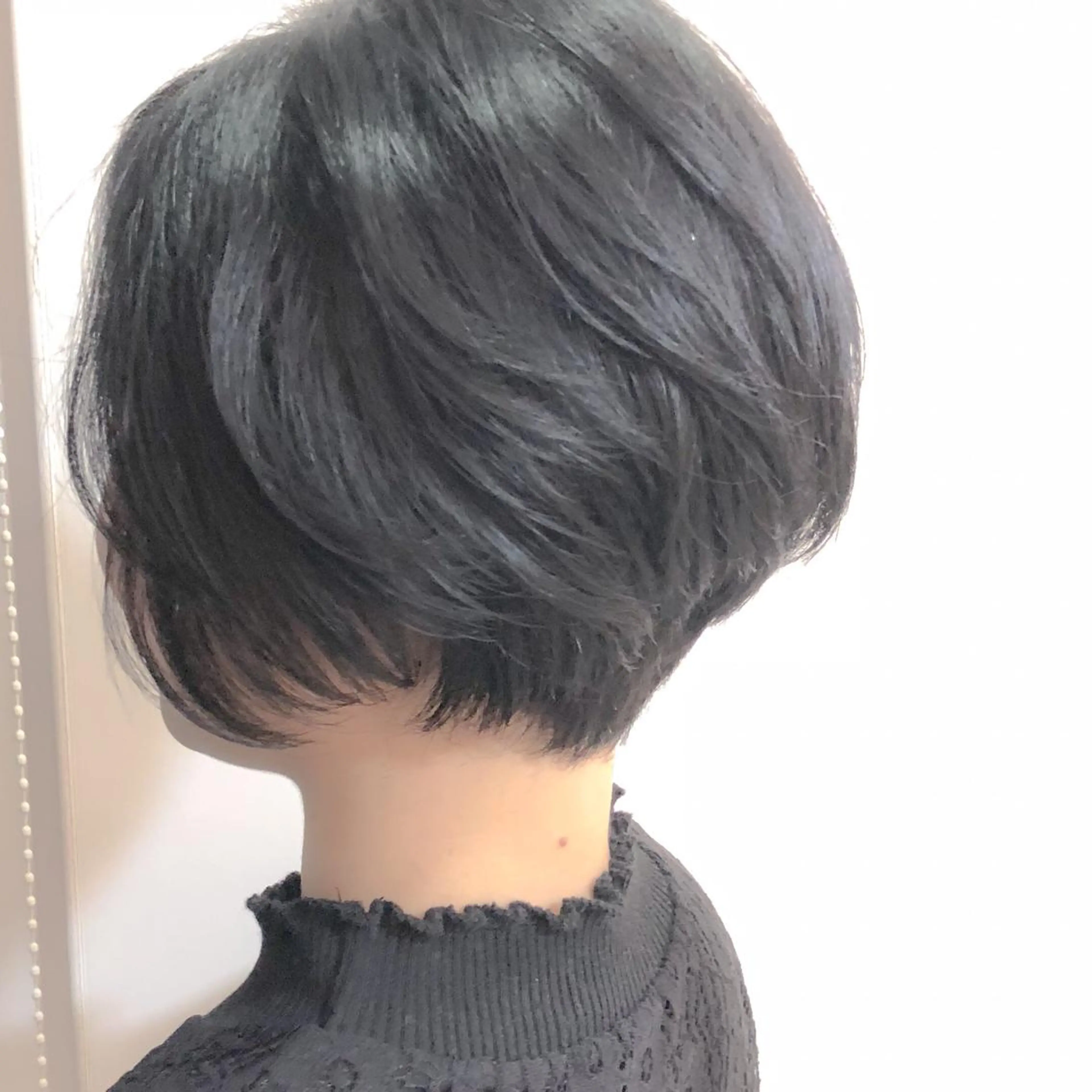 ショート カラー くびれヘア ショートヘア カット トリートメント 中山 天地のヘアスタイル