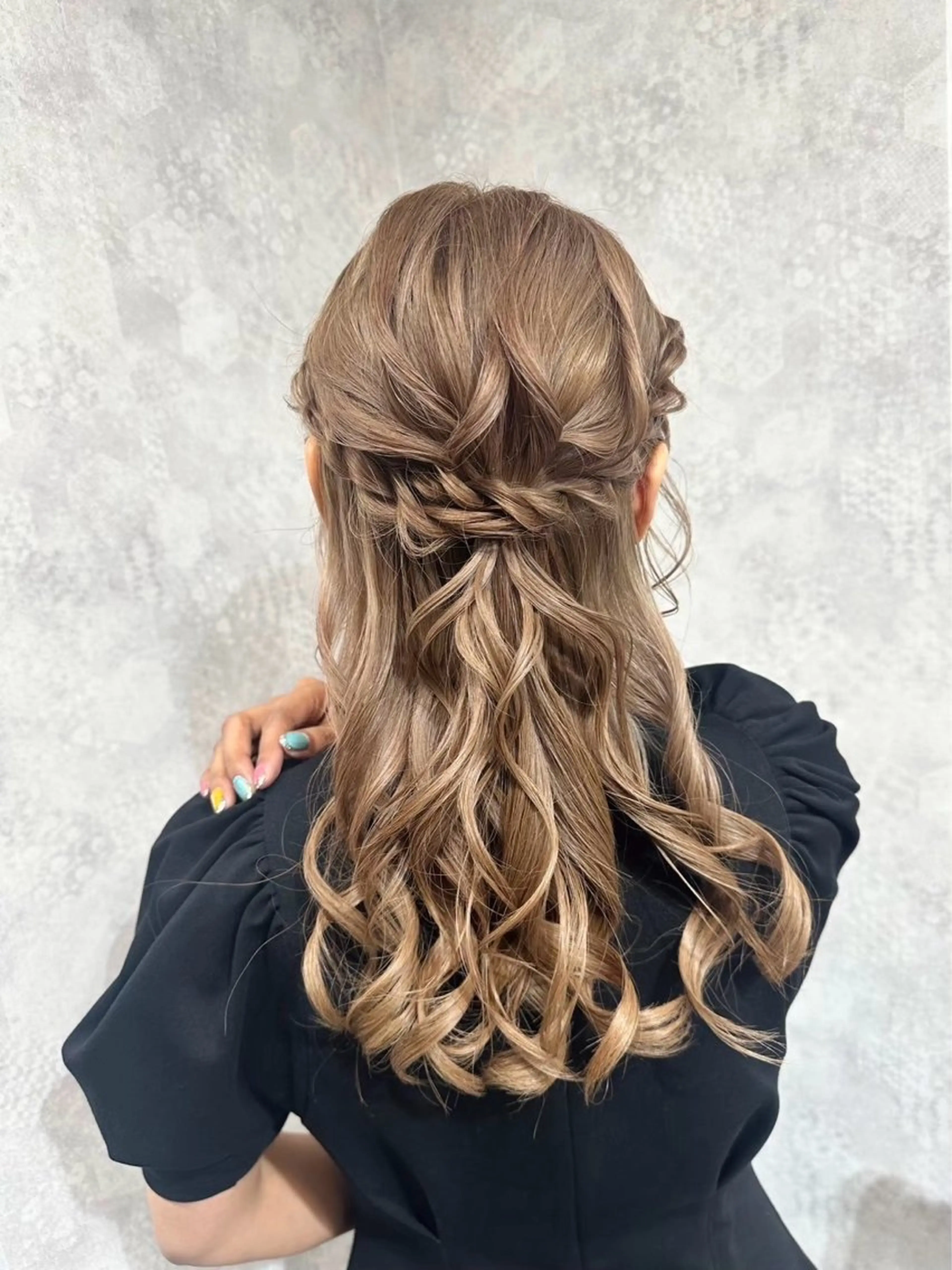 ロング ヘアアレンジ おばた ちひろのヘアスタイル