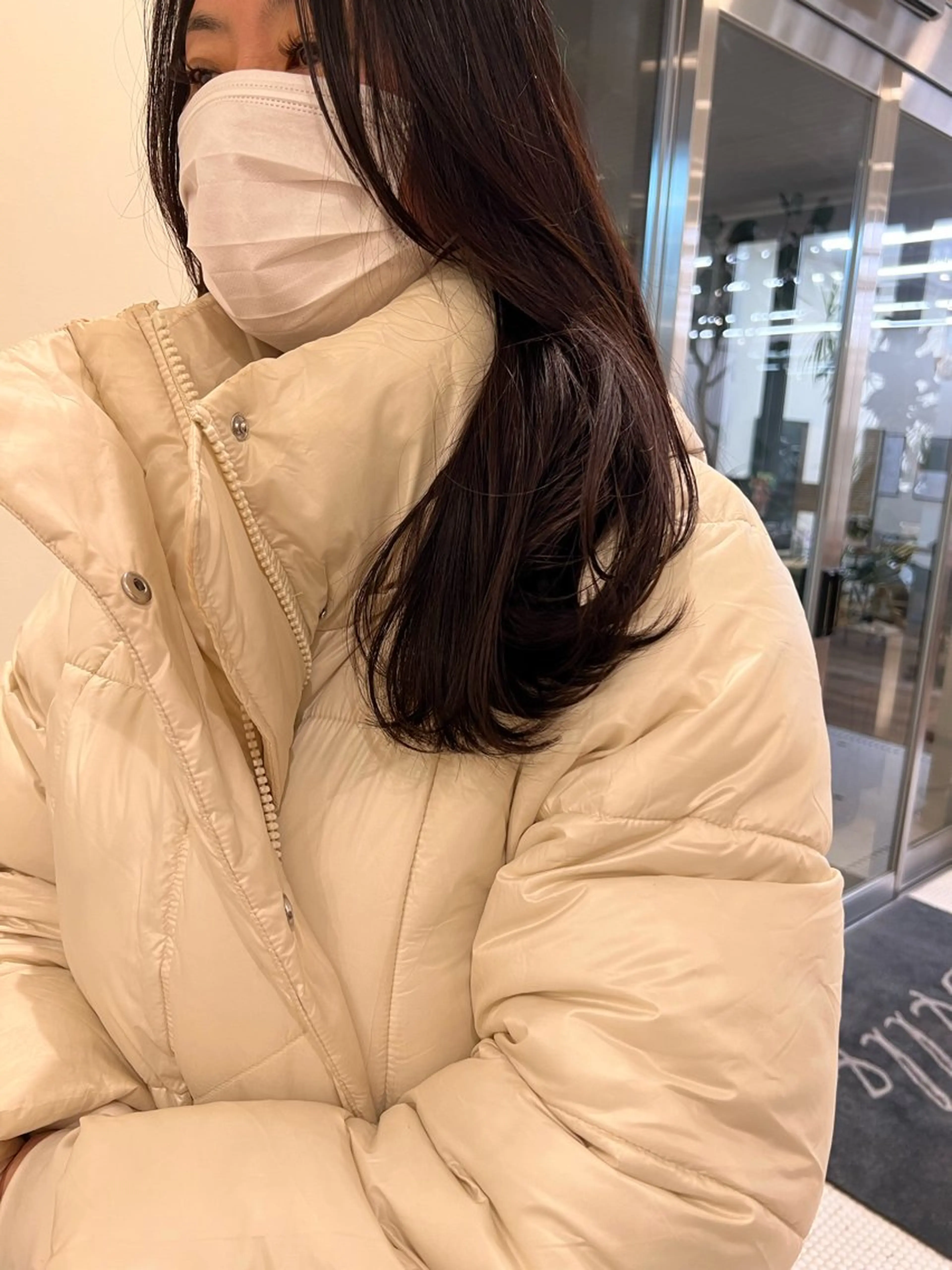 ロング 韓国風ヘア レイヤーカット ロング カット 抜きっぱなしブロンド /ハイトーン/カナタのヘアスタイル