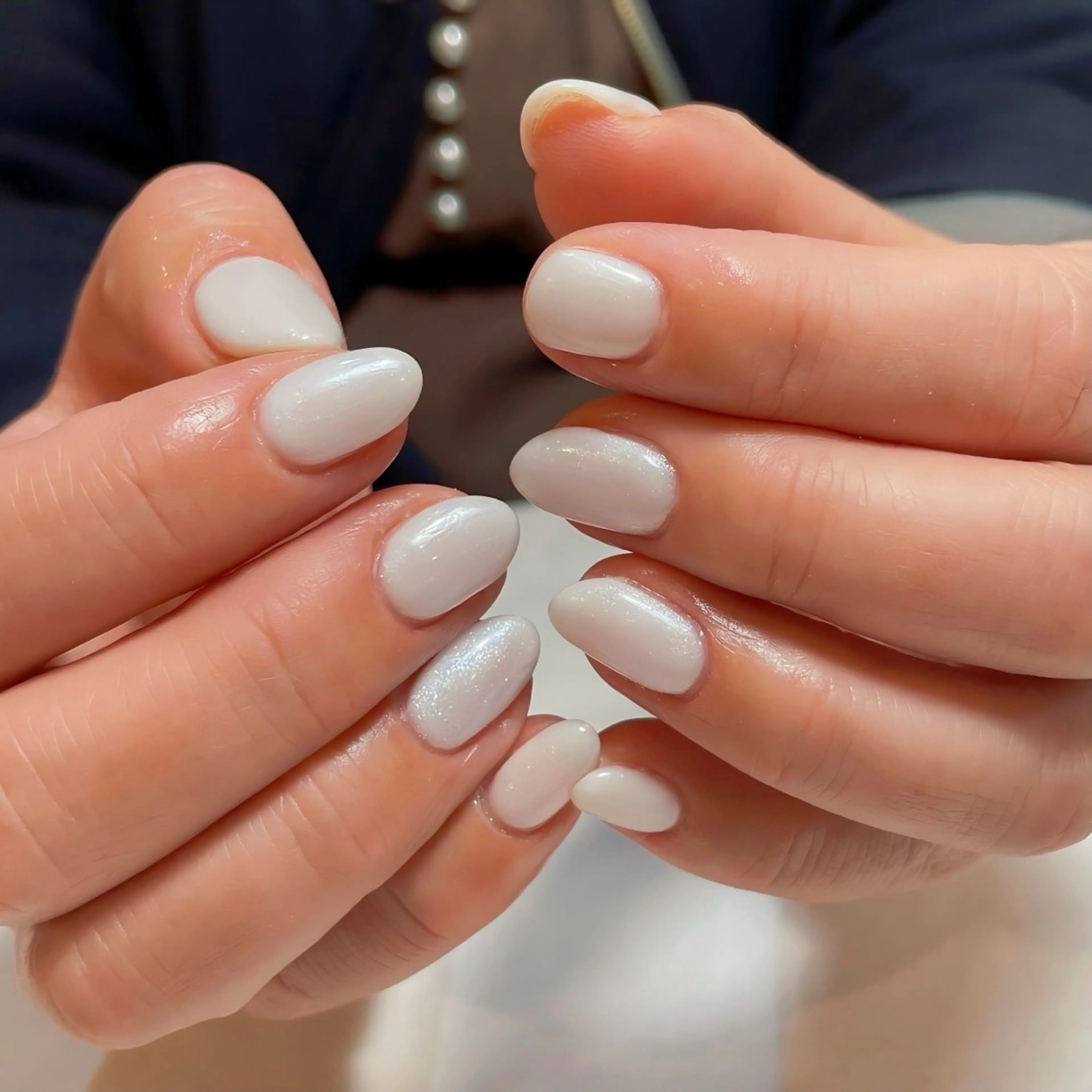 ネイル グラデーション ラメ(グリッター) ラメグラデーション ワンカラーネイル シンプルネイル MARU NAIL Izumiのネイルデザイン