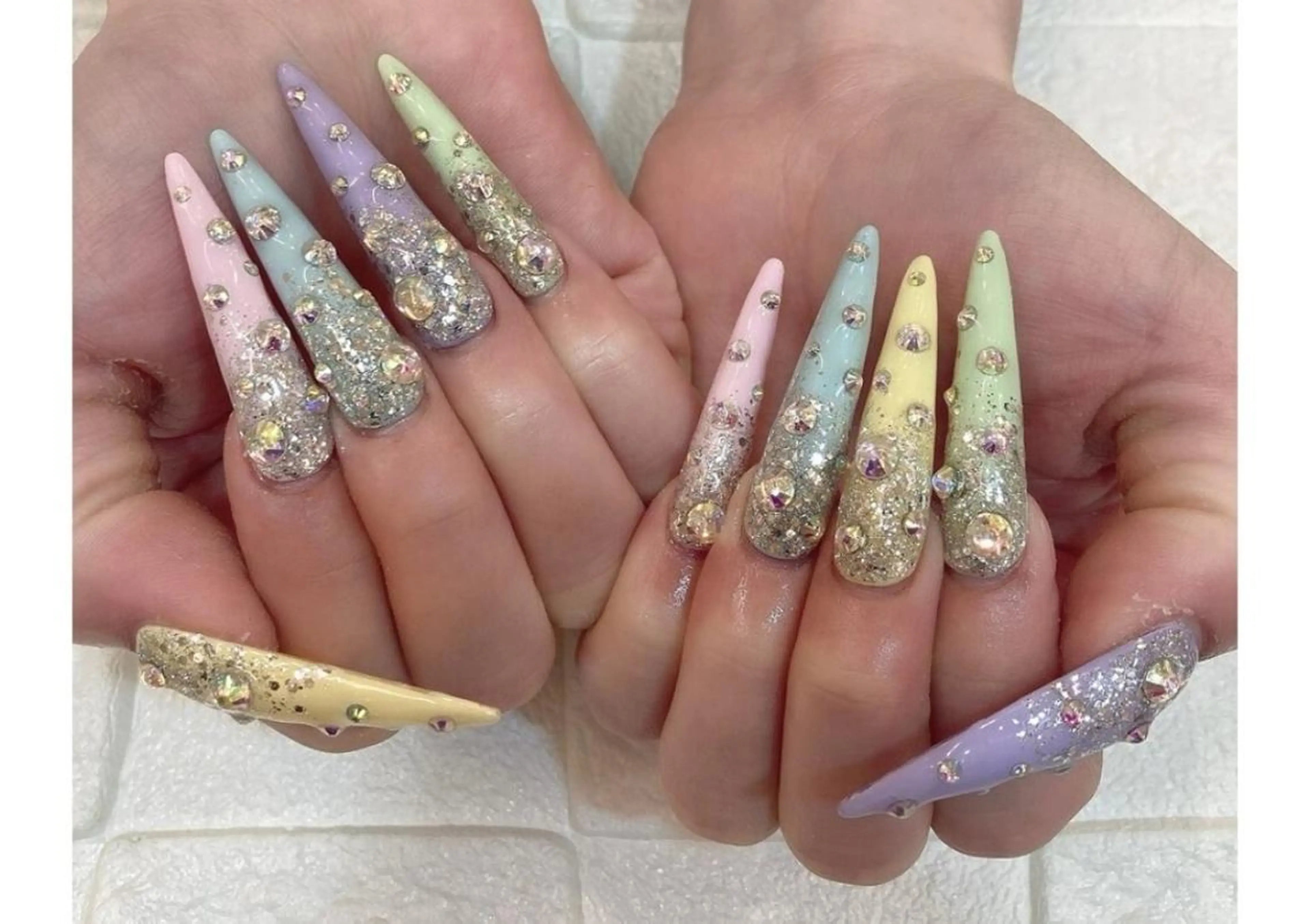 ネイル 高田馬場 minikikiのネイルデザイン