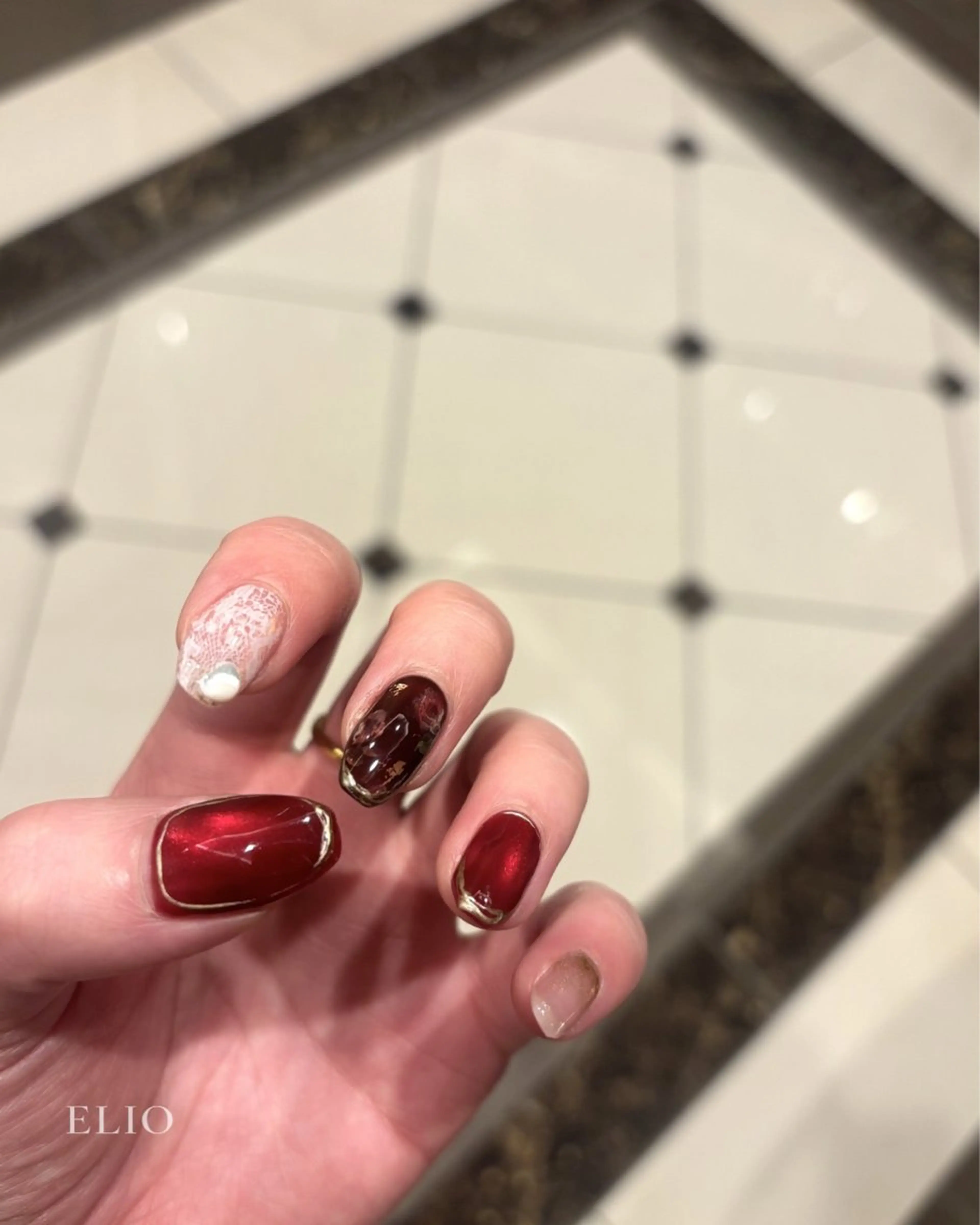 ネイル ブラウン 赤色 ハンドネイル Elio 国泰寺のネイルデザイン