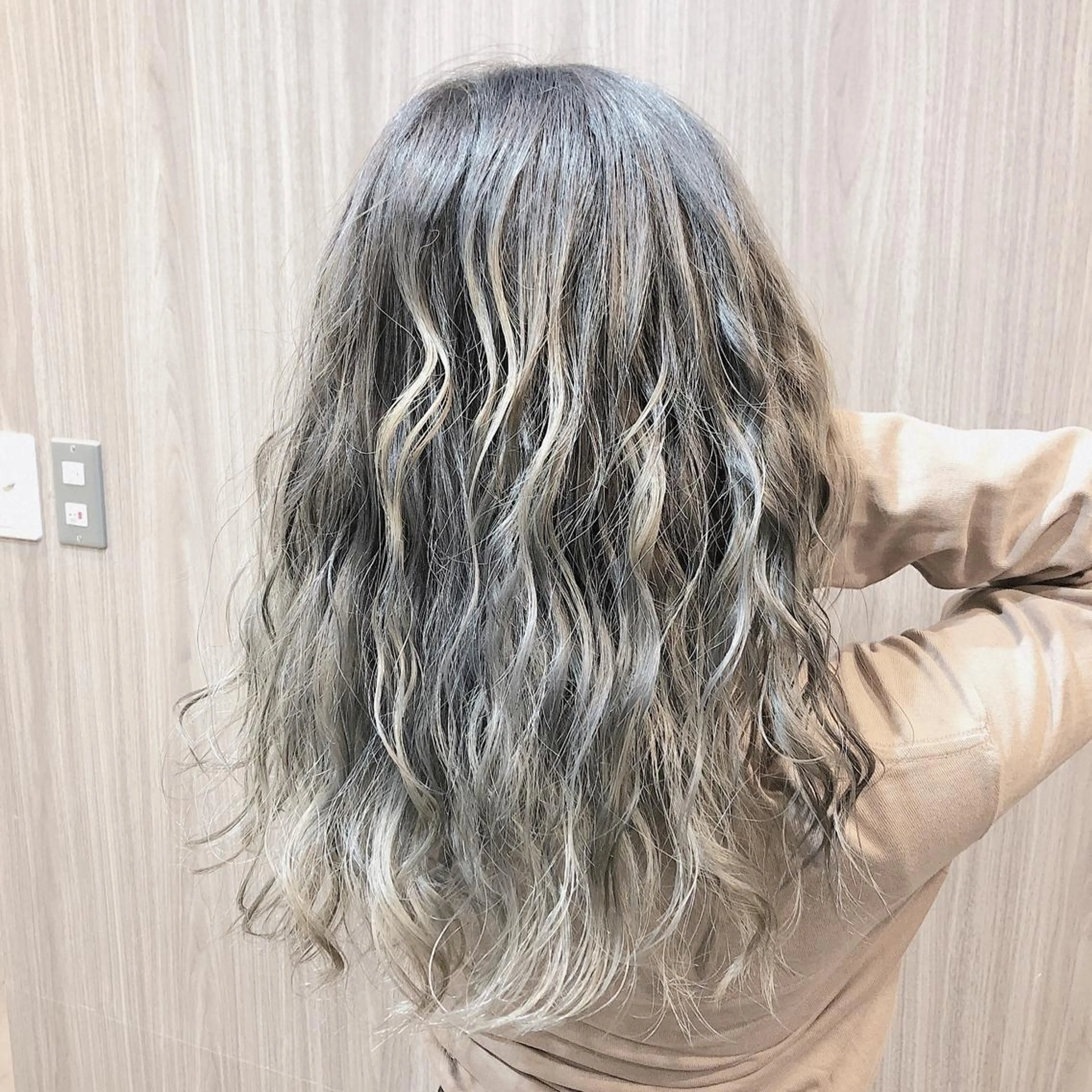 ロング 太白区/白髪ぼかし ハイライト/千葉達人のヘアスタイル