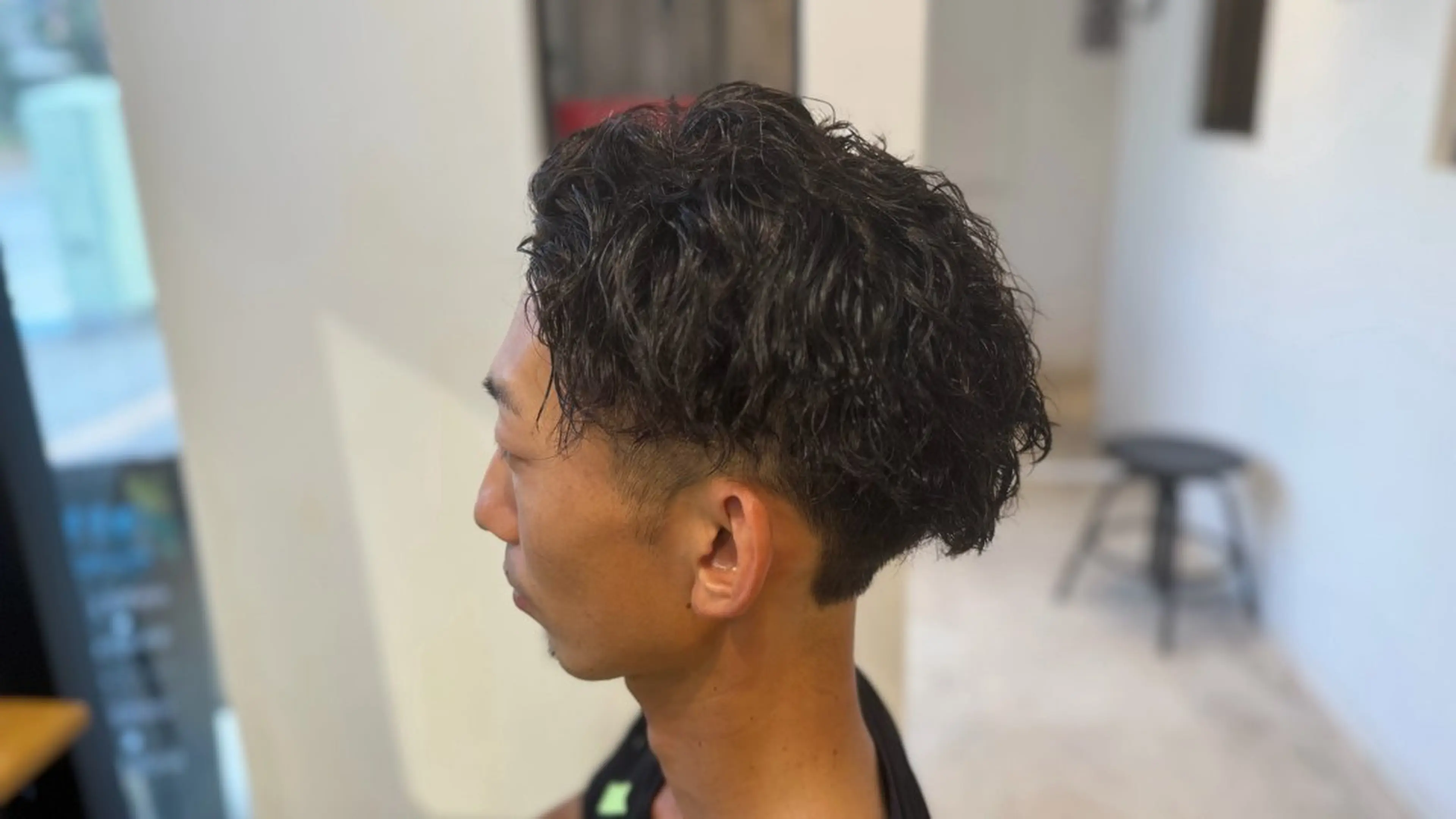 パーマ メンズ せいと/レイヤー/ ハイトーン/艶髪のヘアスタイル