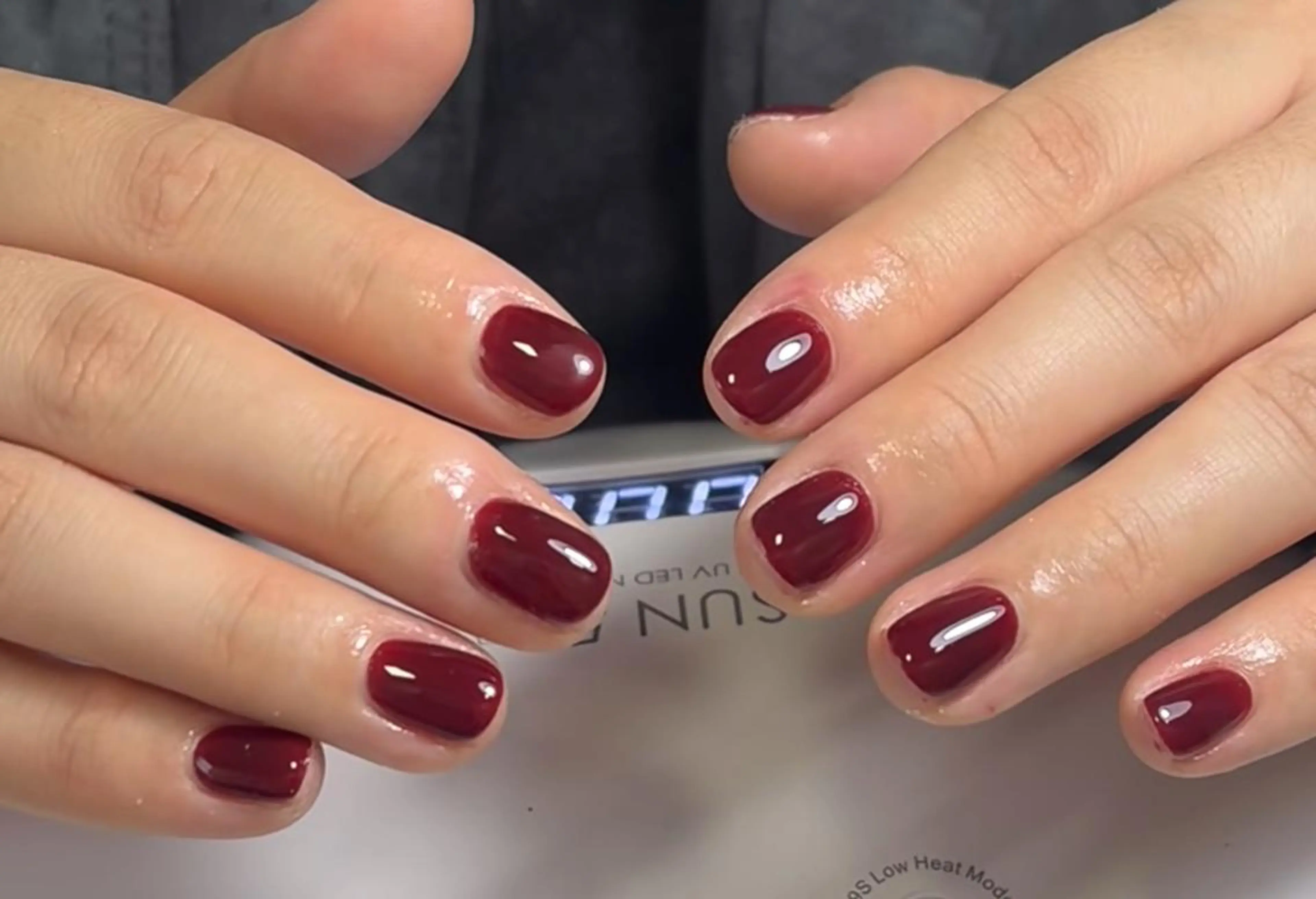 ネイル ハンドネイル 🎀 Ayaka_nailのネイルデザイン