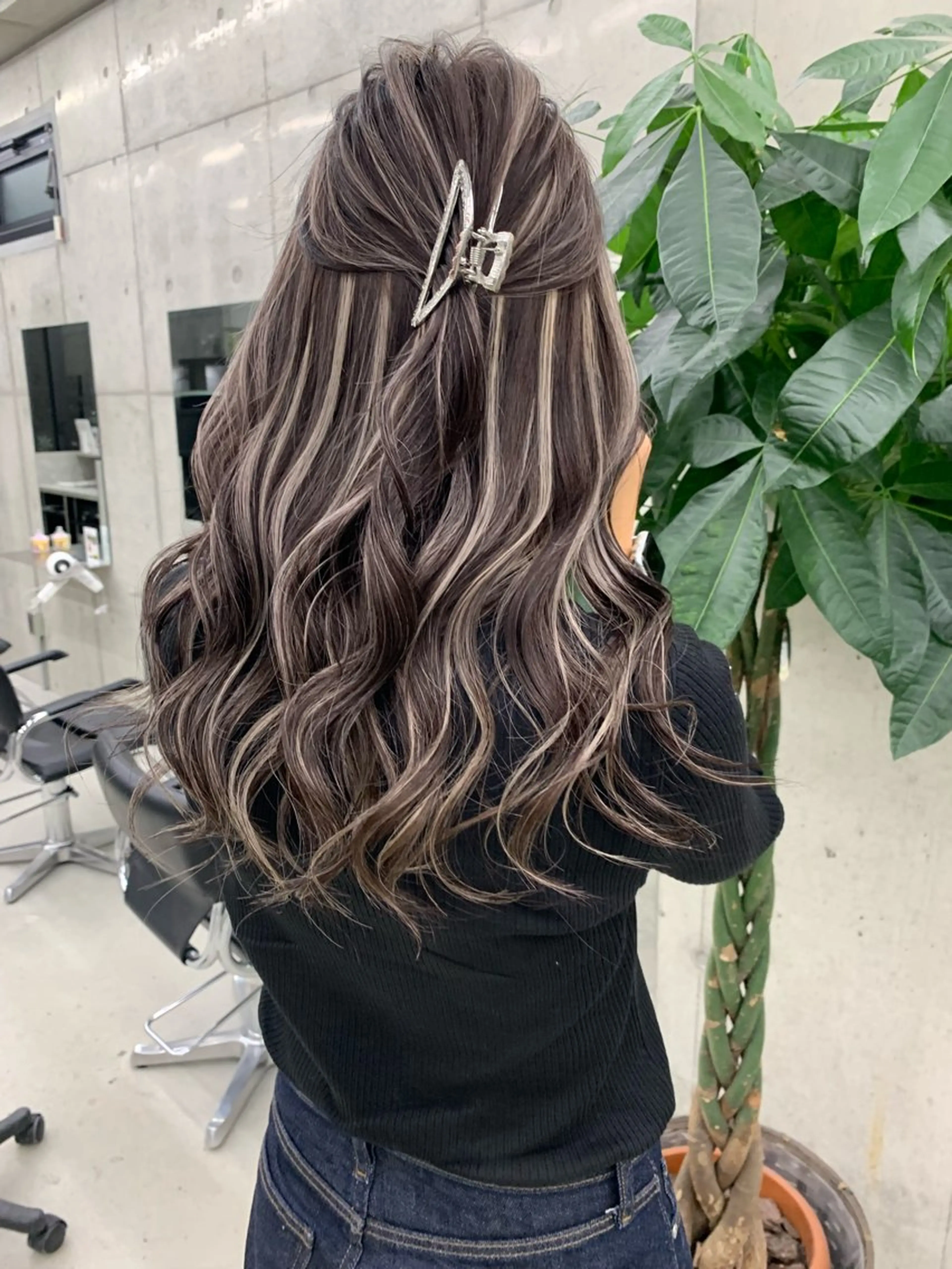 ロング カラー 齋藤 梨乃のヘアスタイル
