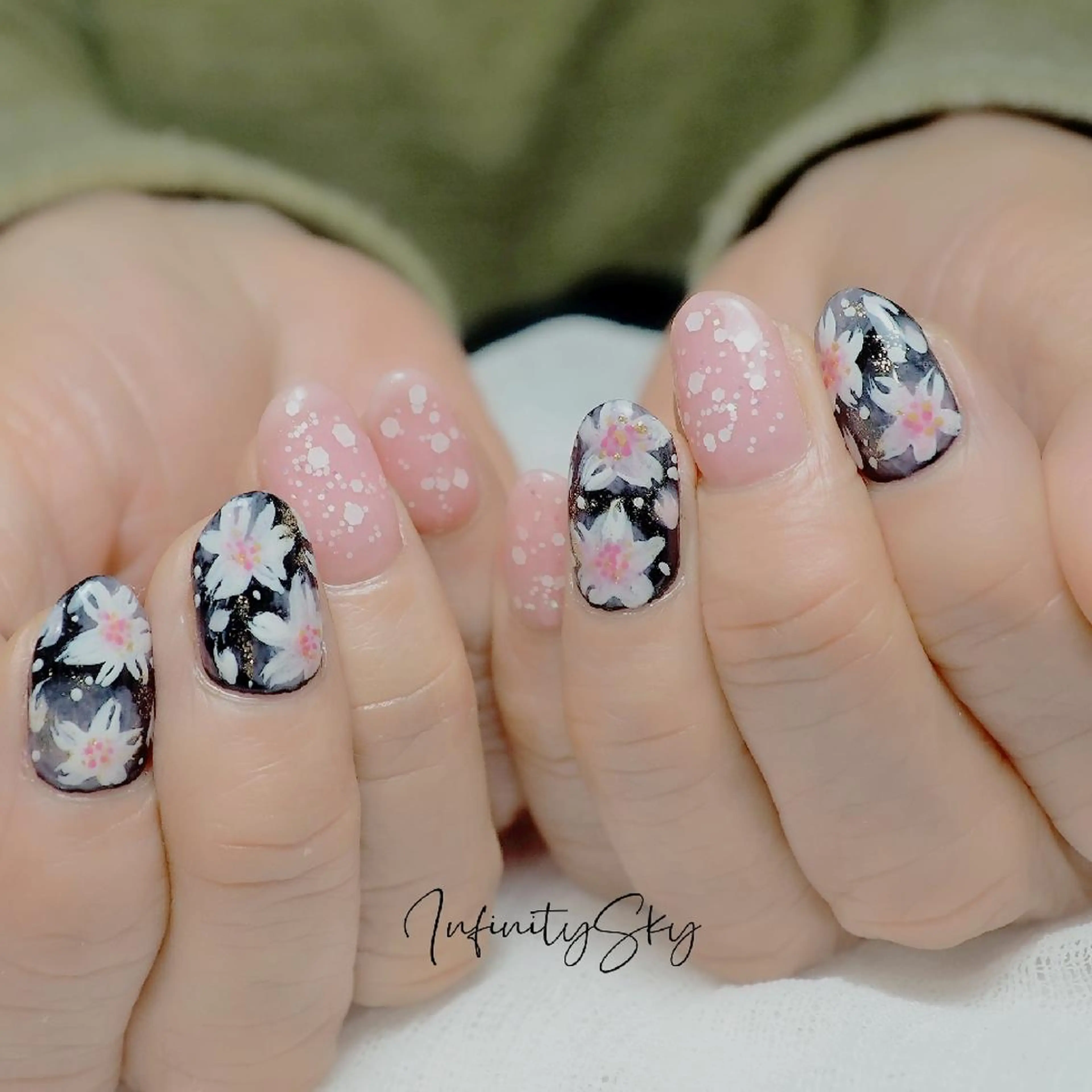 ネイル アートネイル 桜ネイル infinity skyのネイルデザイン
