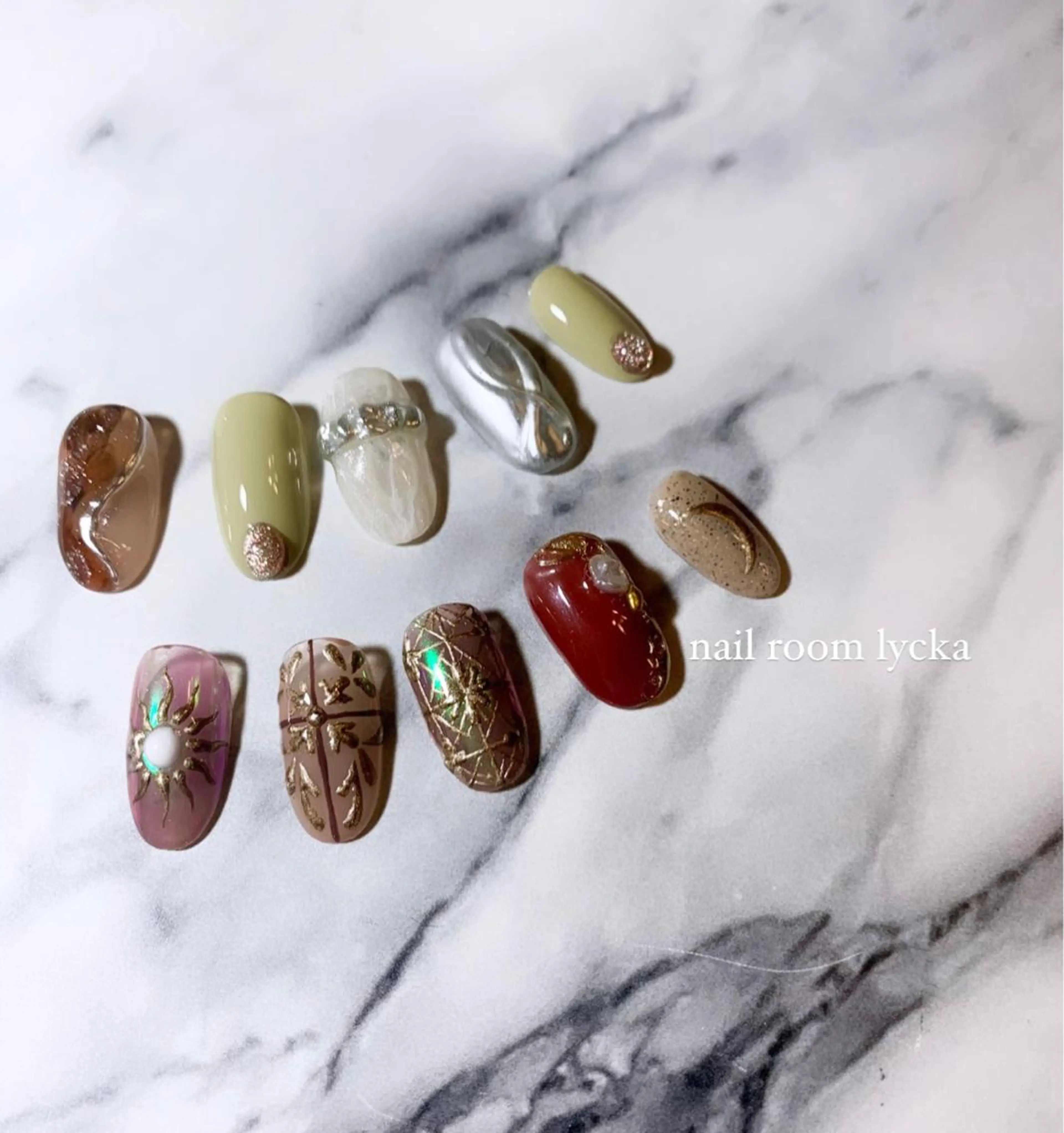 ネイル ﾈｲﾙﾙｰﾑﾘｯｶ 𝐦𝐚𝐲𝐮のネイルデザイン
