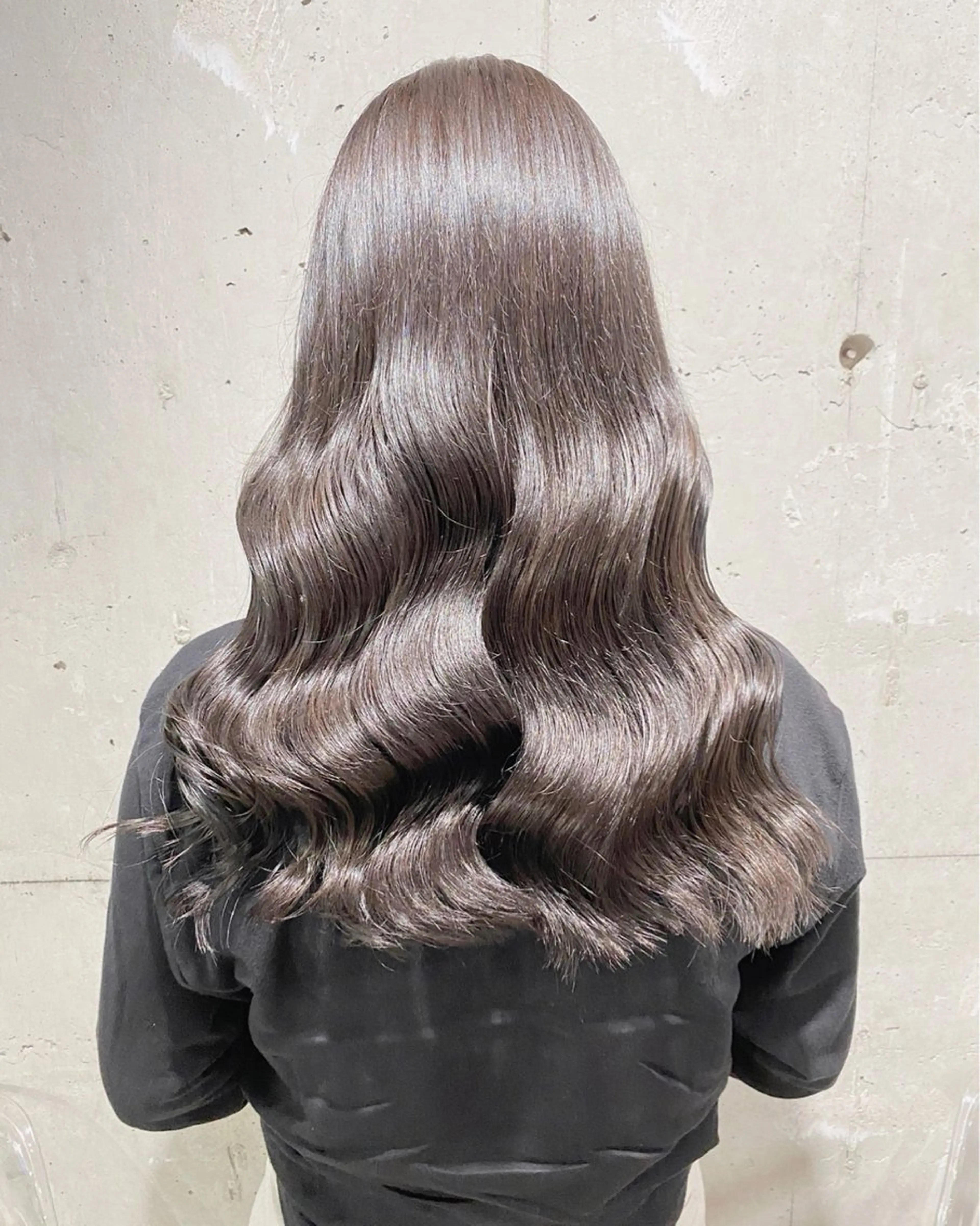 カラー ヘアカラー 透明感ベージュ🤎 ナチュラルレイヤーのヘアスタイル