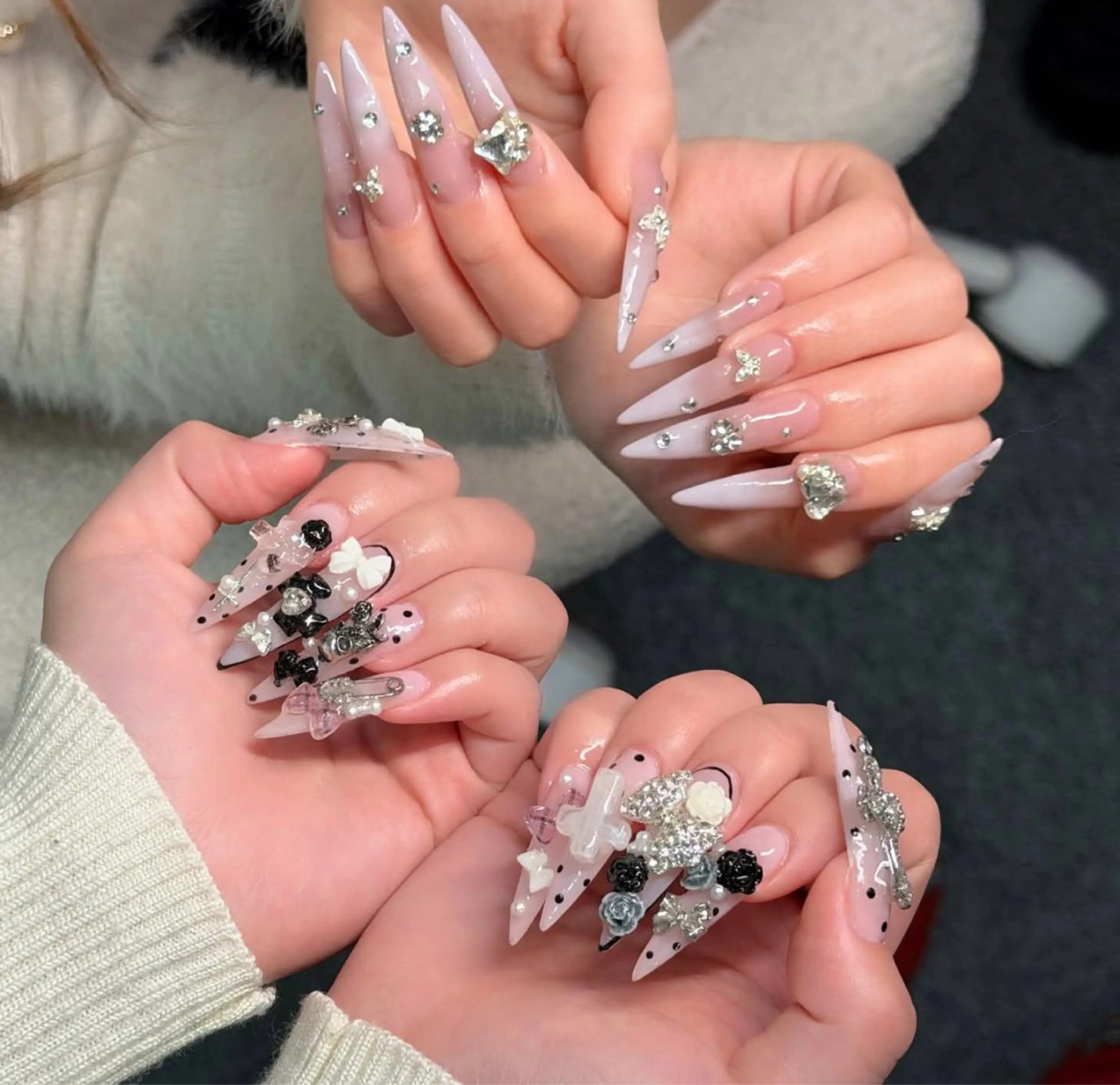 ネイル 長さ出し フレンチネイル 韓国ネイル レース マグネットネイル ハンドネイル 波 なみのネイルデザイン