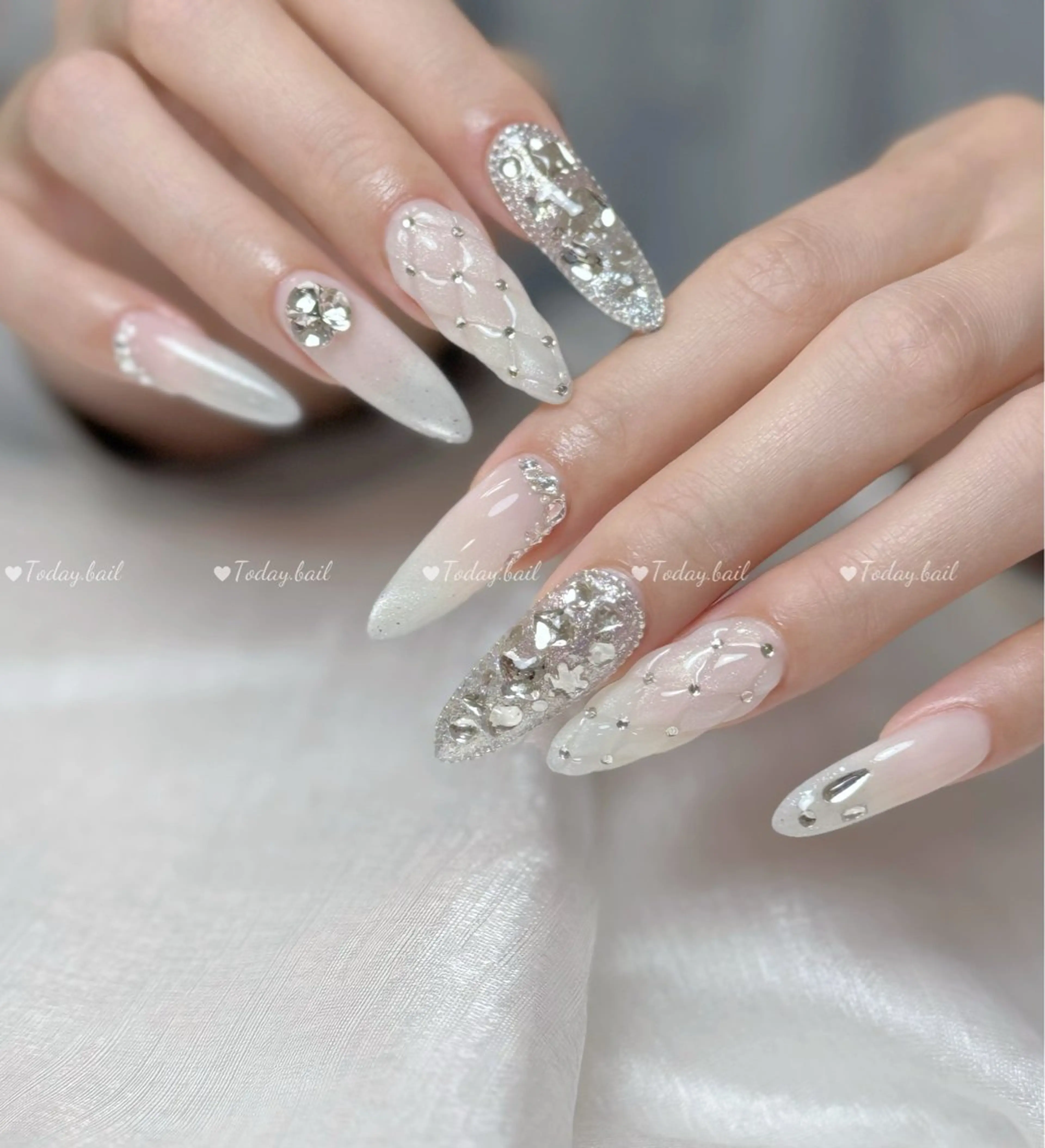 ネイル ハンドネイル 🎀Today nail💅のネイルデザイン