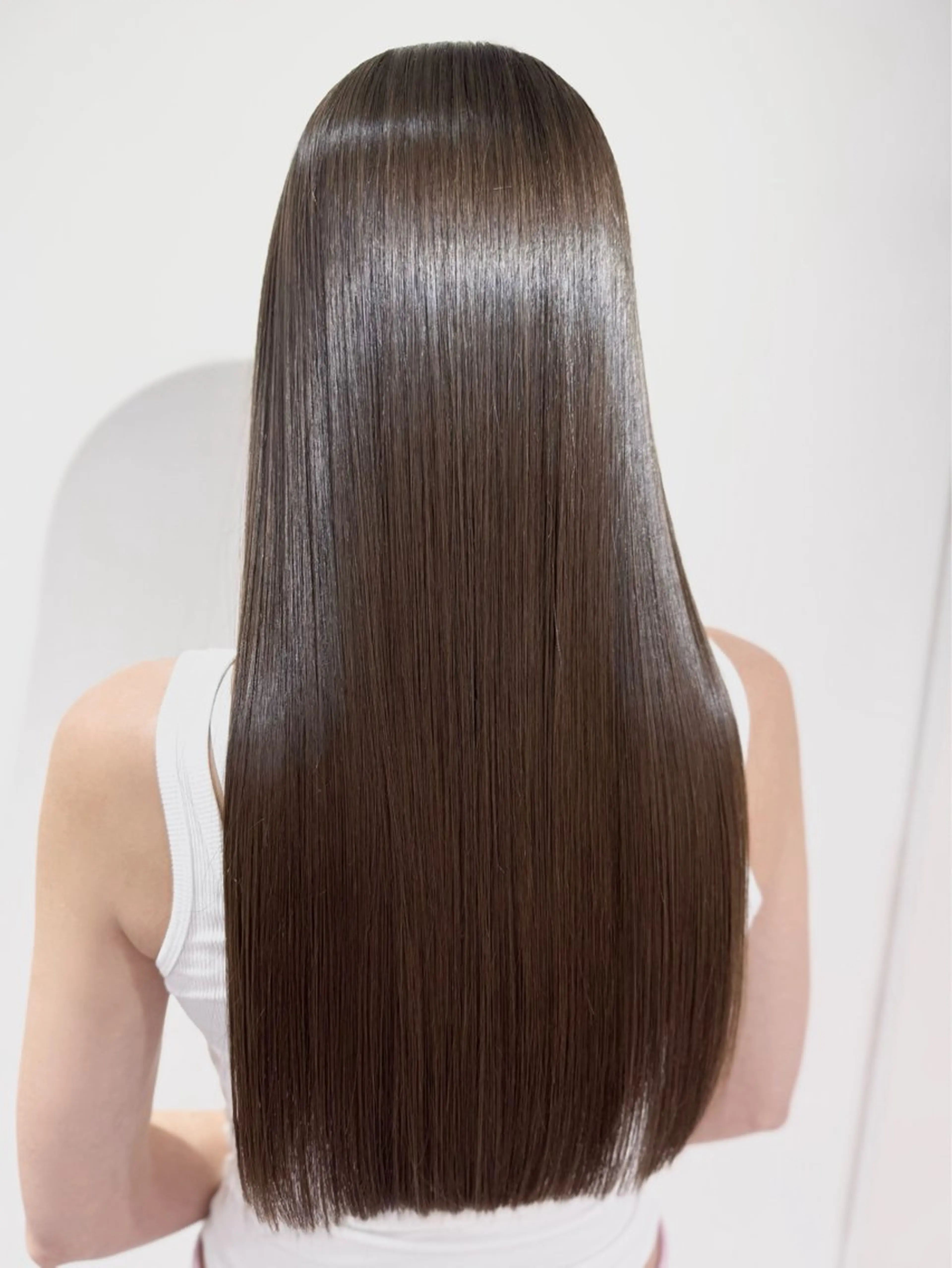 ロング マエザワ リュウのヘアスタイル