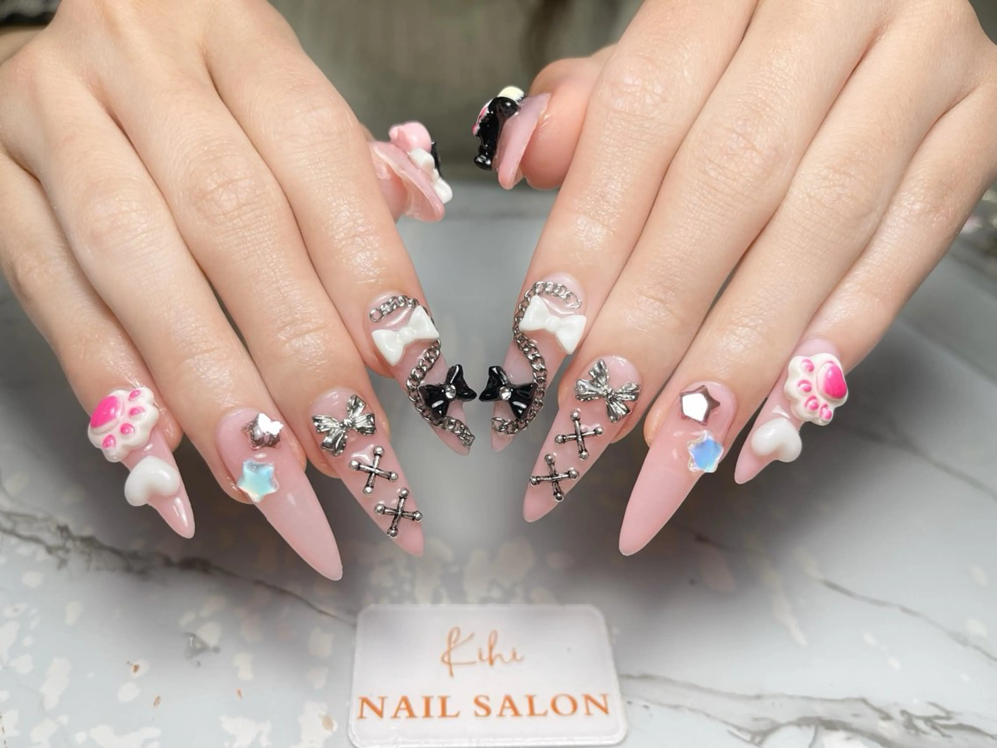 ネイル アートネイル フレンチネイル ジェルネイル グラデーション 韓国ネイル さくら💮💮 【オフ無料】のネイルデザイン