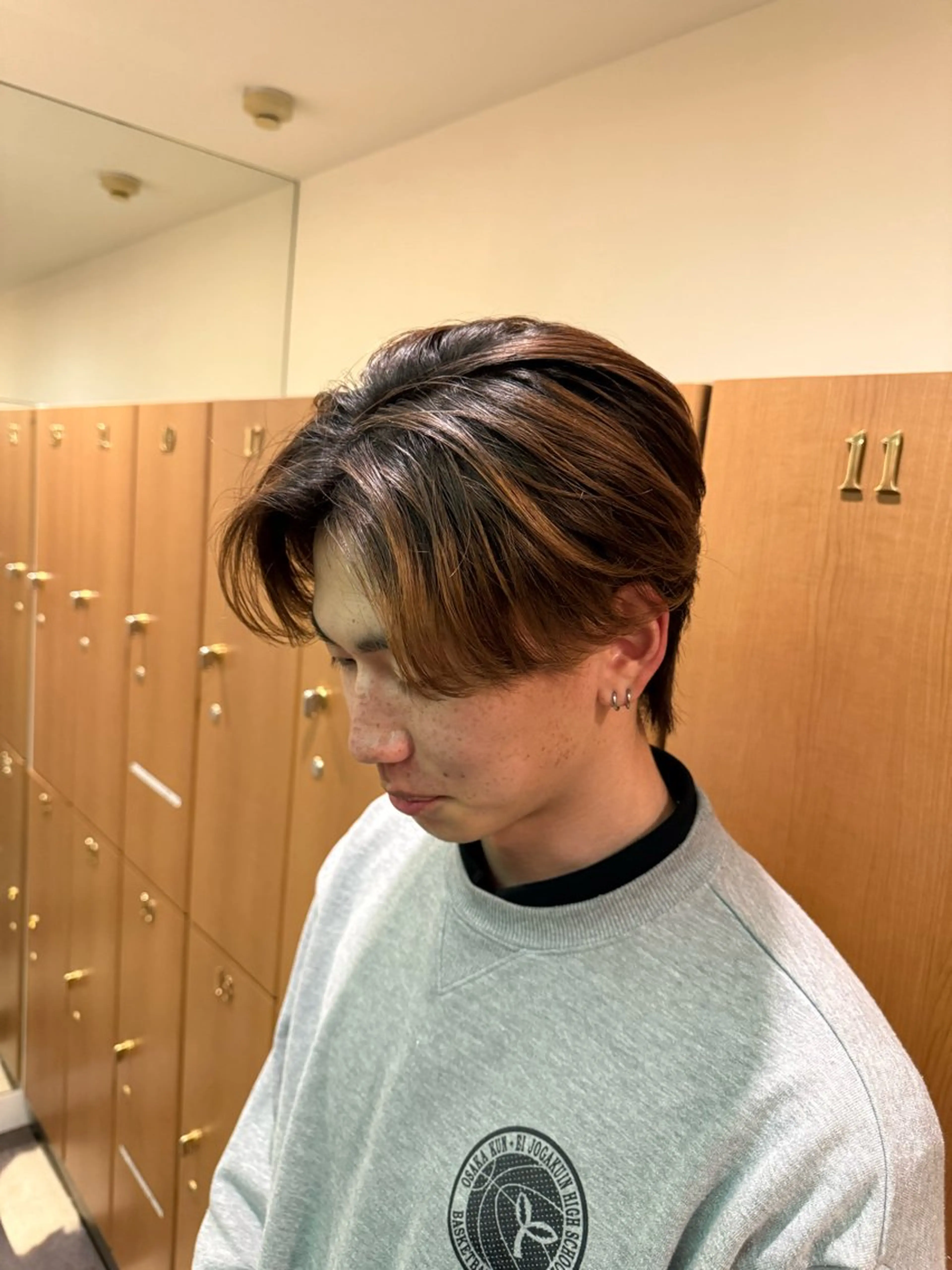 パーマ メンズ センターパート メンズパーマ ストレートパーマ 縮毛矯正 西出 Nishideのヘアスタイル