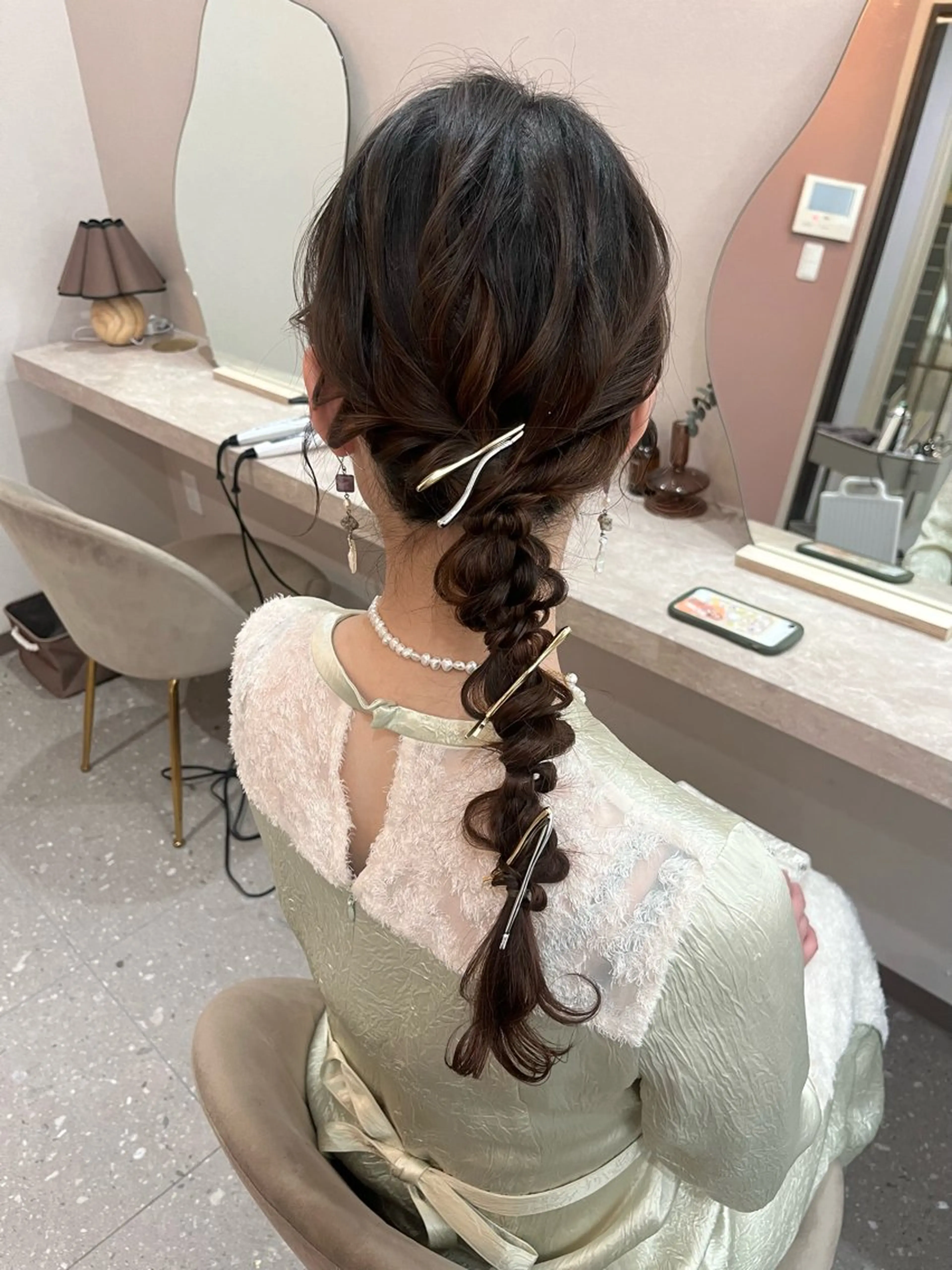 ロング ヘアアレンジ ヘアセット Mila Akariのヘアスタイル