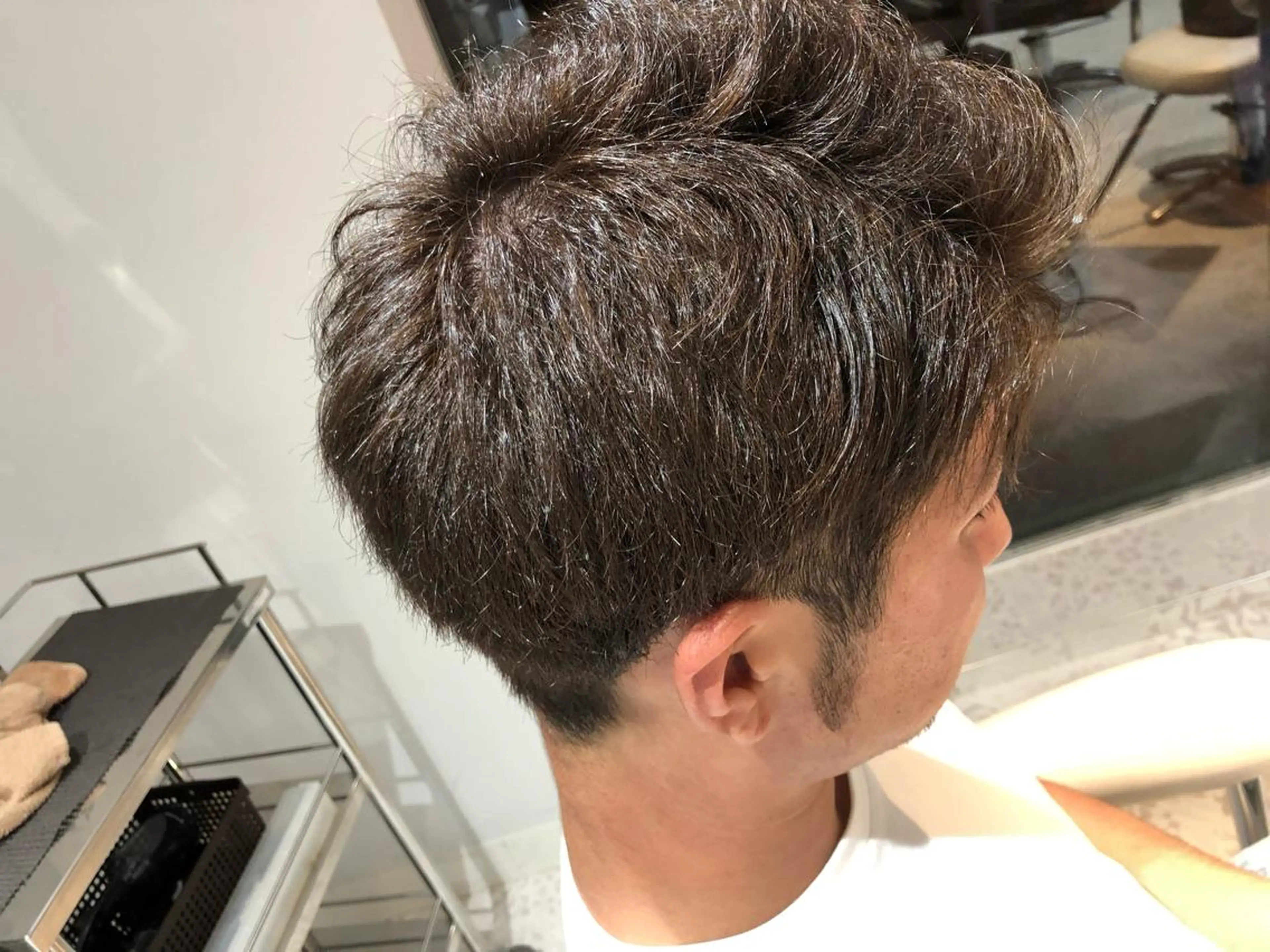 カラー メンズ 辻本 夏子のヘアスタイル