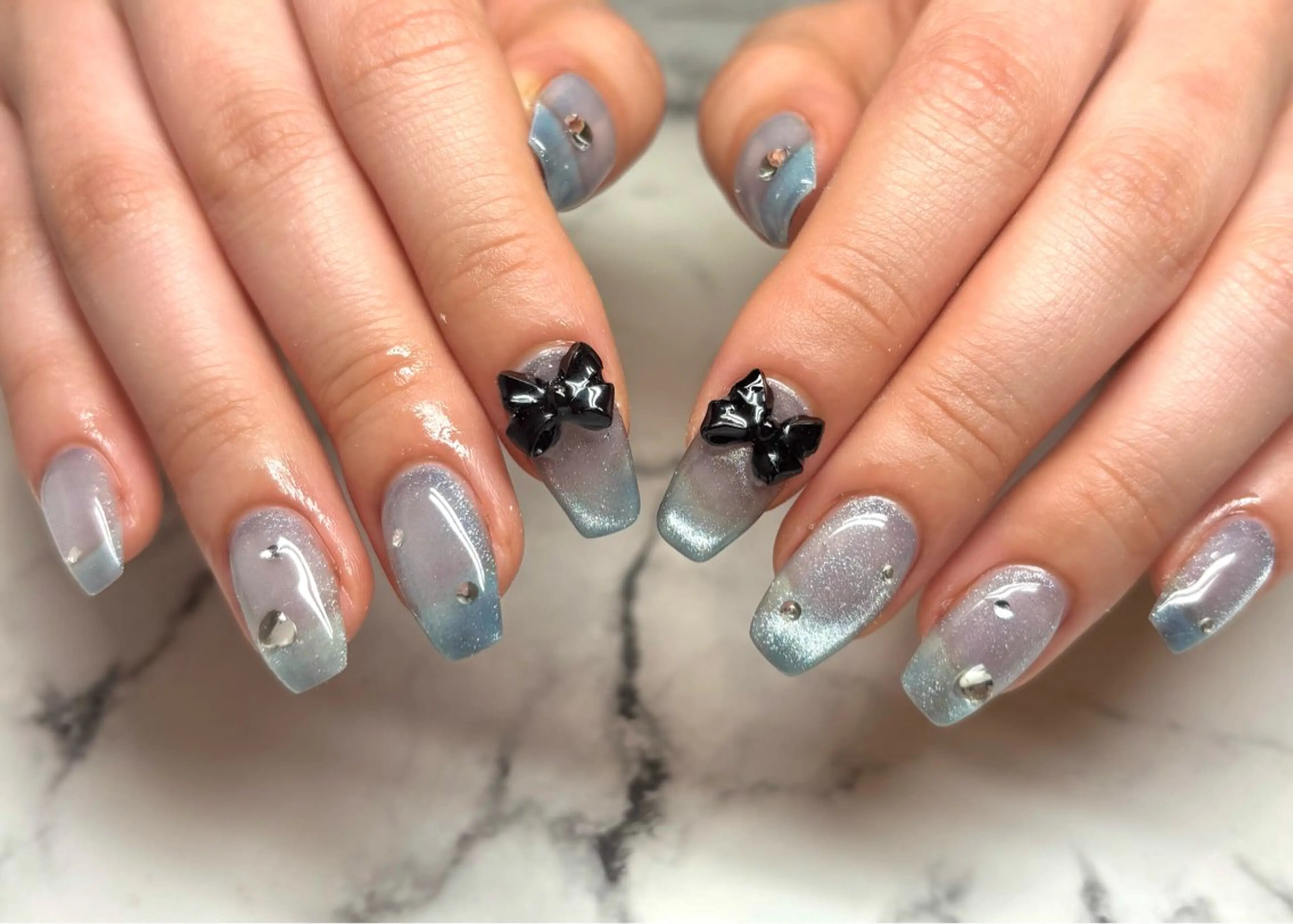 ネイル マツエク 𝒾𝓀𝑜𝒾 *:.｡.☆のネイルデザイン