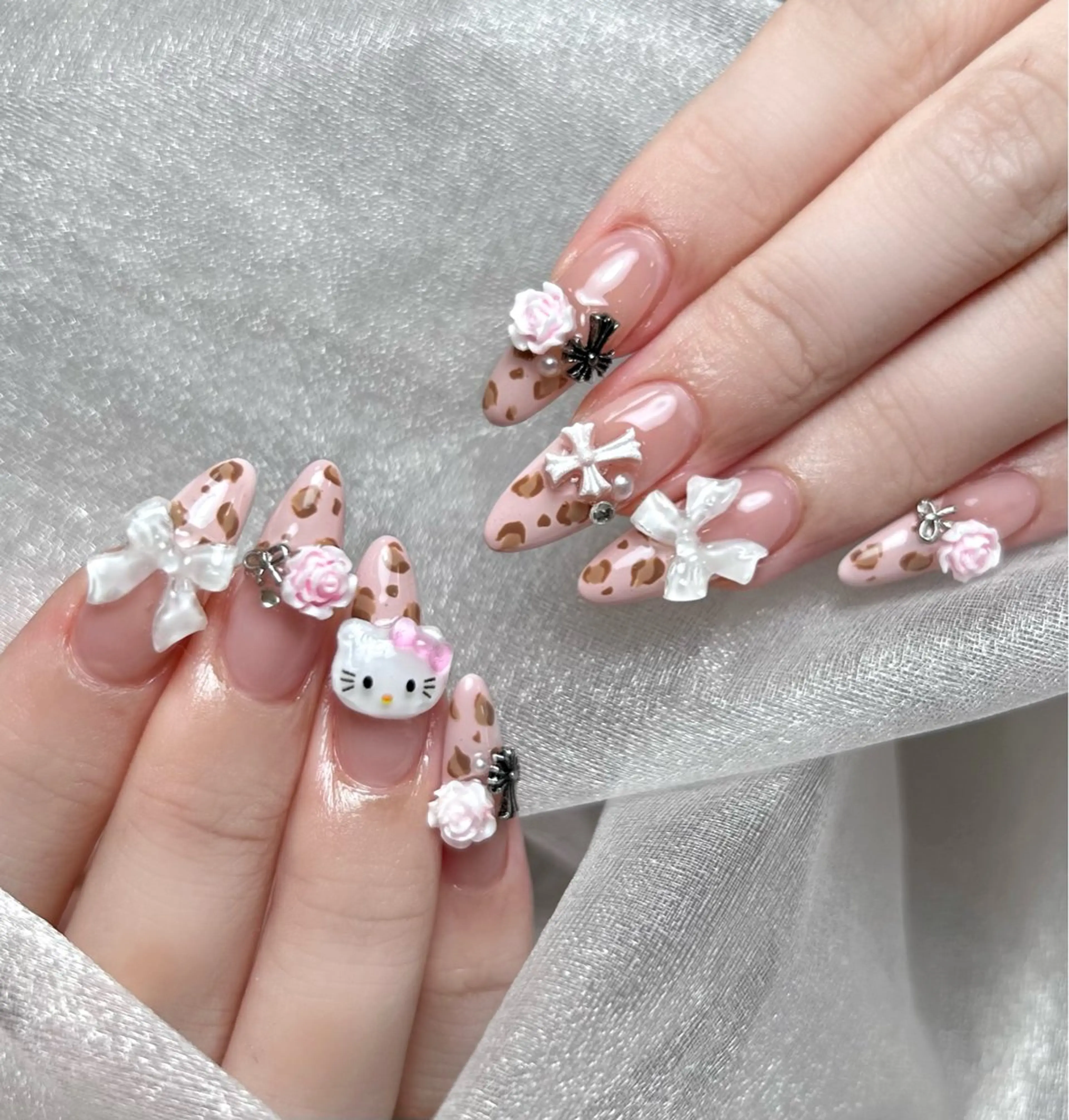 ネイル Maggie Nail🦩のネイルデザイン
