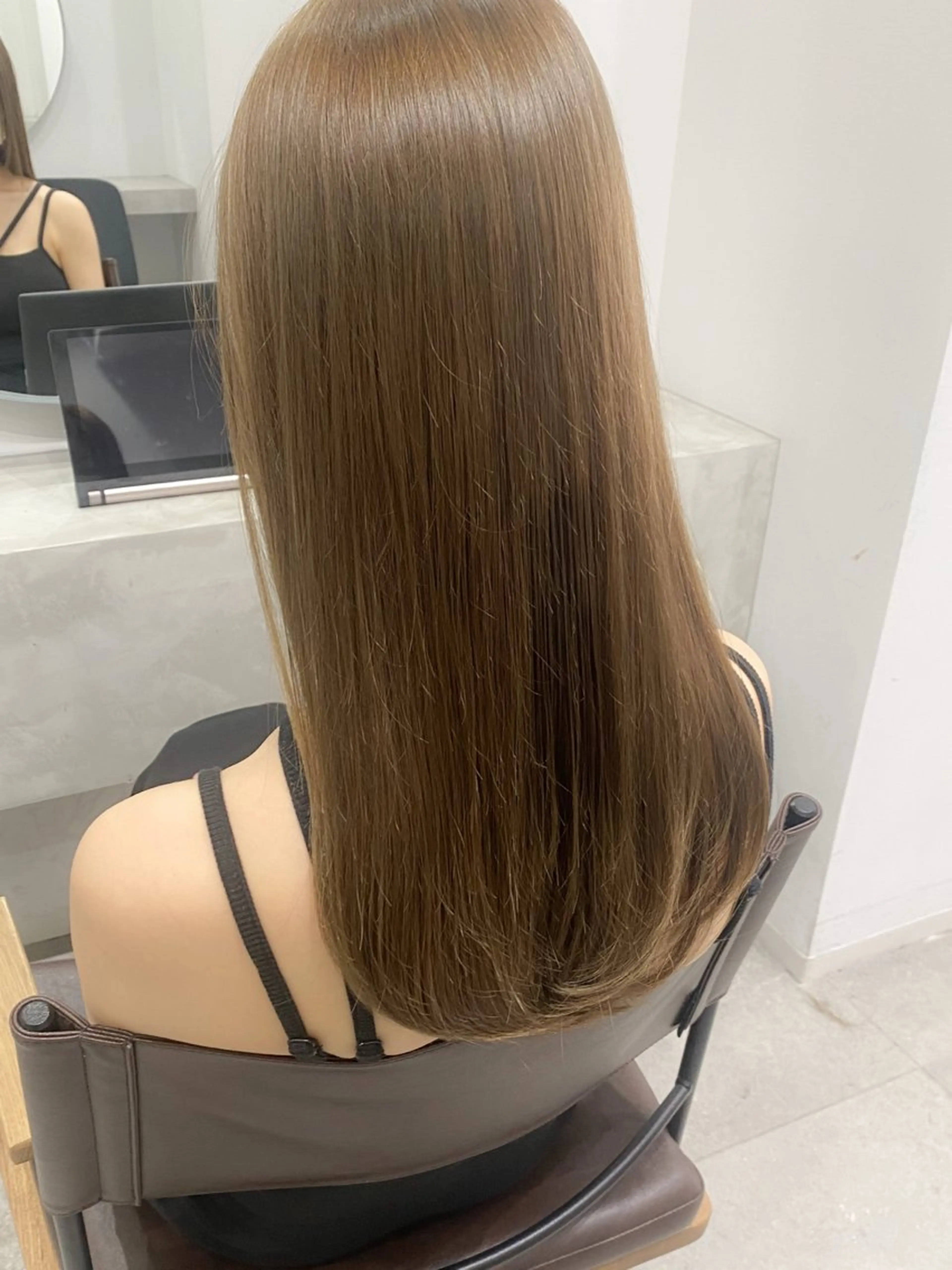 透明感カラー & TOKIOトリートメント　平日17時以降土日祝日+2200円の写真