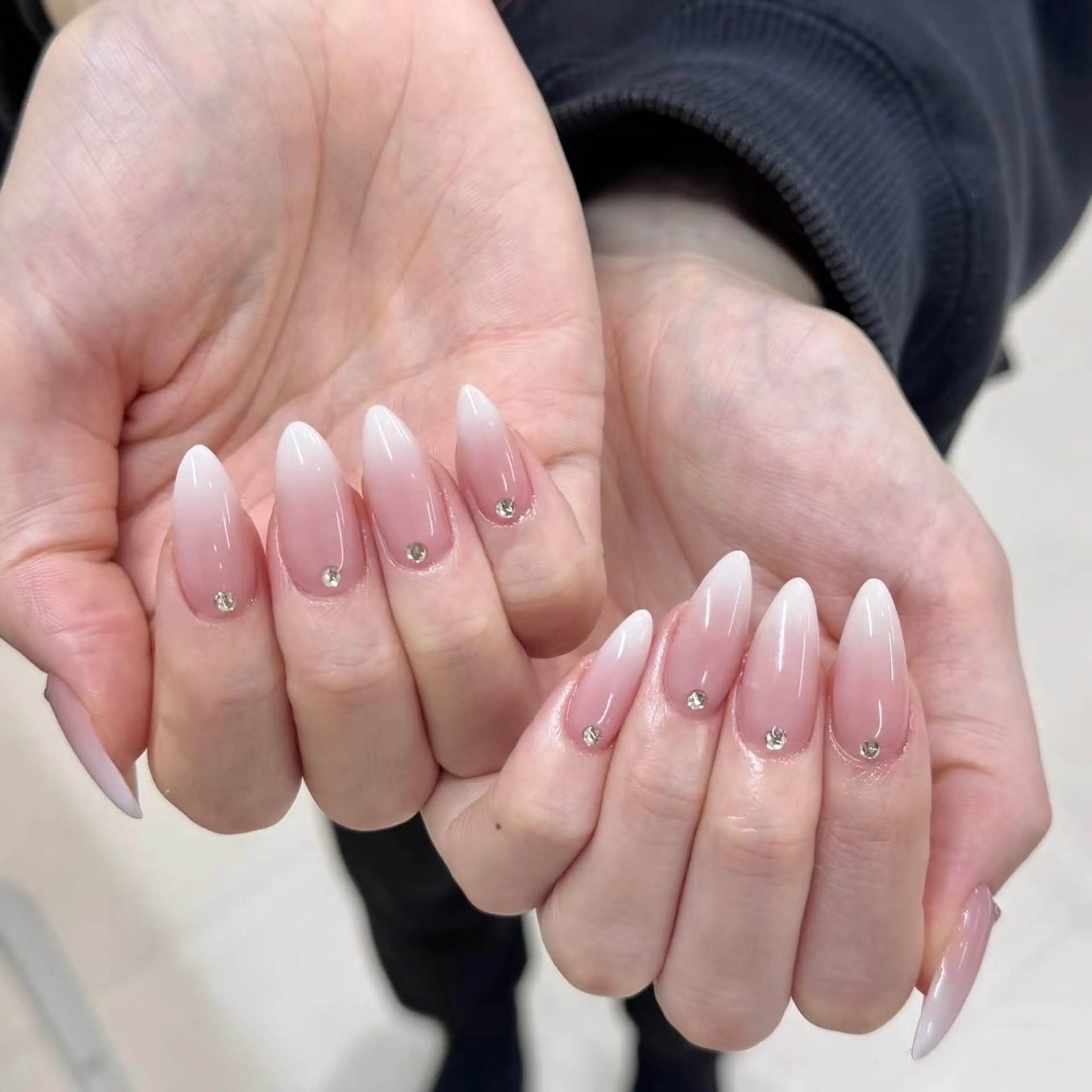 ネイル フラワーネイル フレンチネイル ジェルネイル ガラスフレンチ ハート ハンドネイル ハンドケア BabyYouMi nailのネイルデザイン