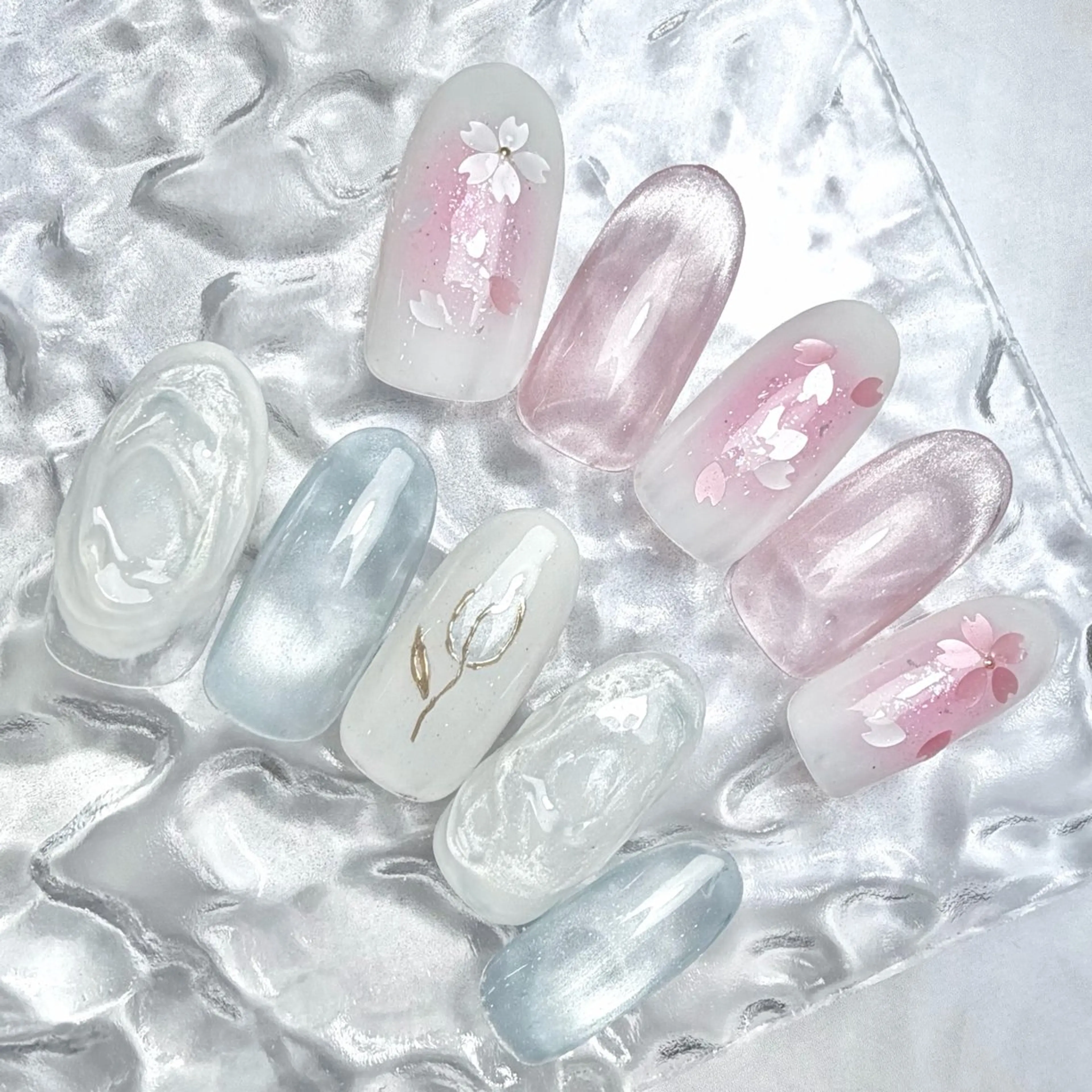 ハンド＊定額コースネイル【選べるネイル・お色変えOK・パラジェル＋1100円】の写真