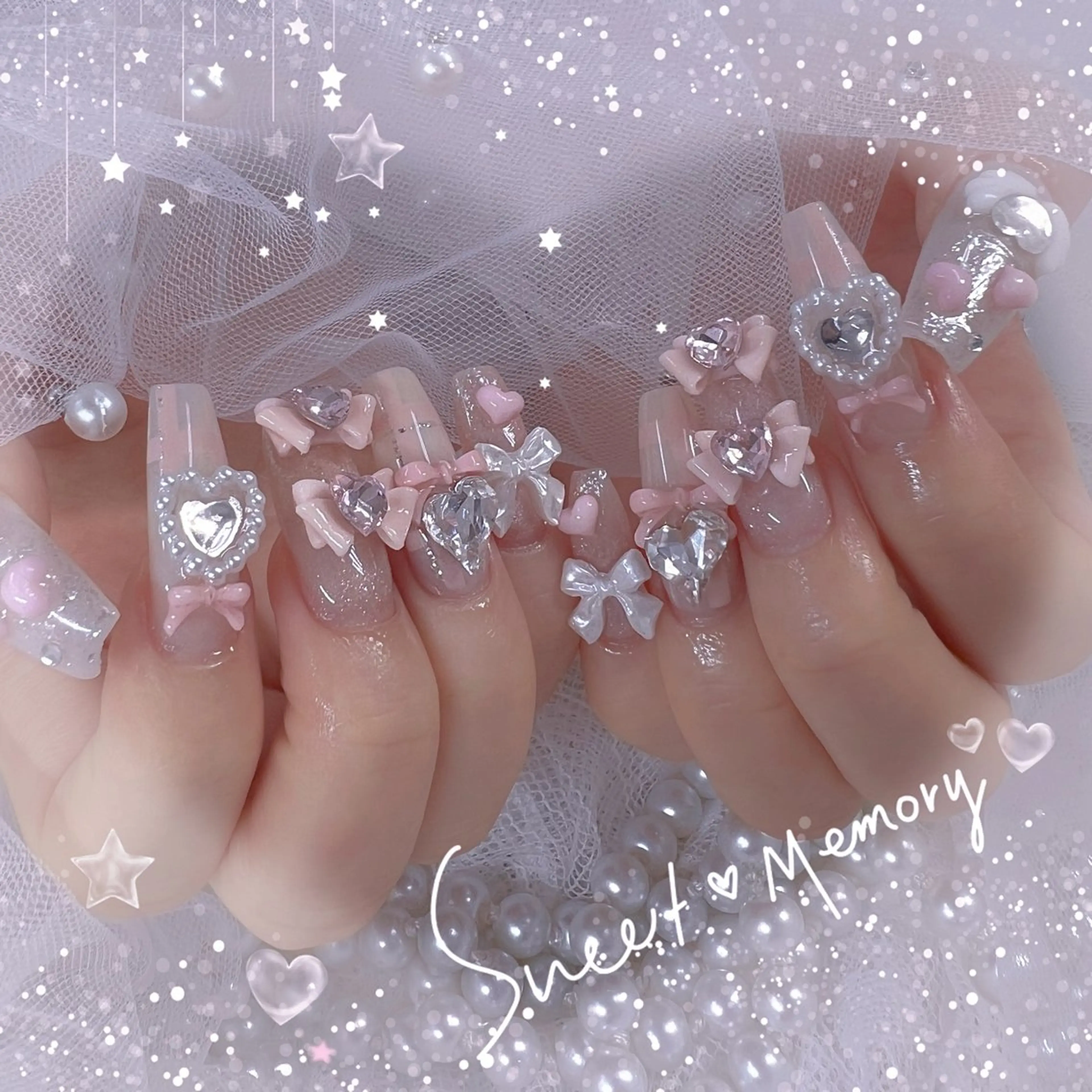ネイル チークネイル フレンチネイル ガーリー ガラスフレンチ グラデーション ハンドネイル Chill Nailsalonのネイルデザイン