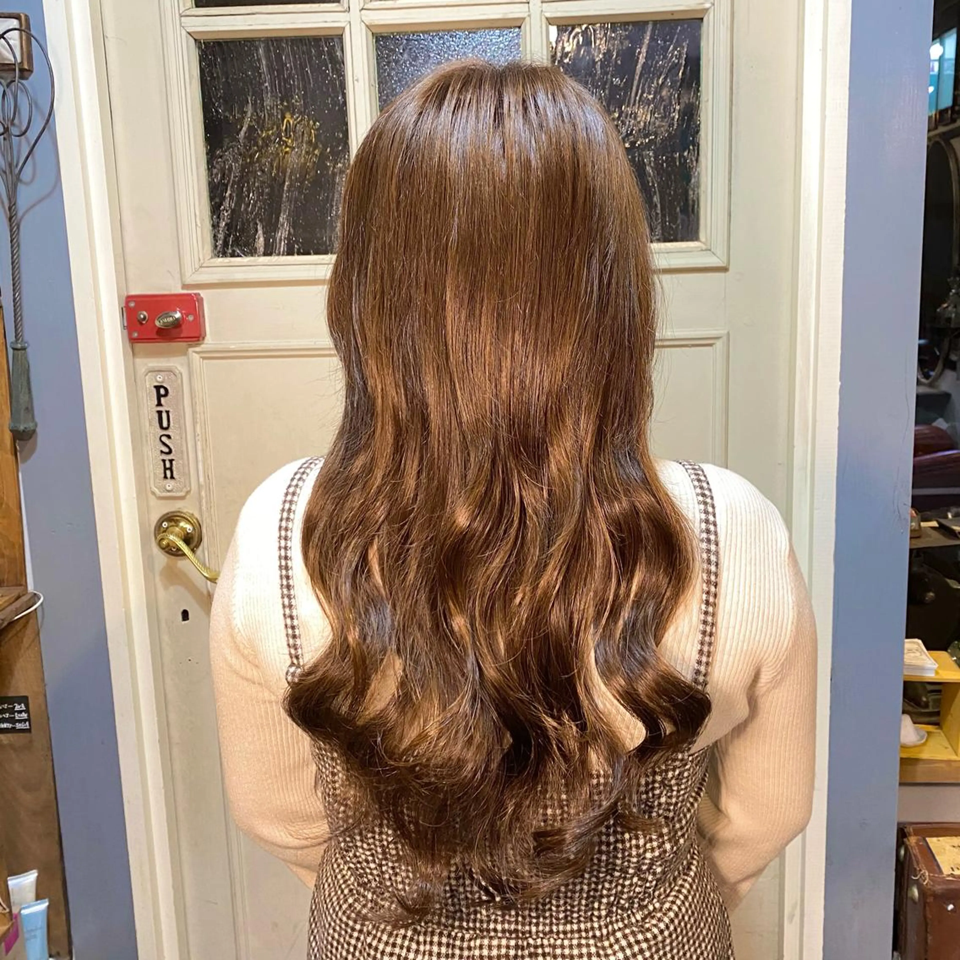 ロング ヘアアレンジ シールエクステ エクステ ハイライト カット ヘアカラー トリートメント ヘッドスパ BRITS 渡辺 菜々子のヘアスタイル